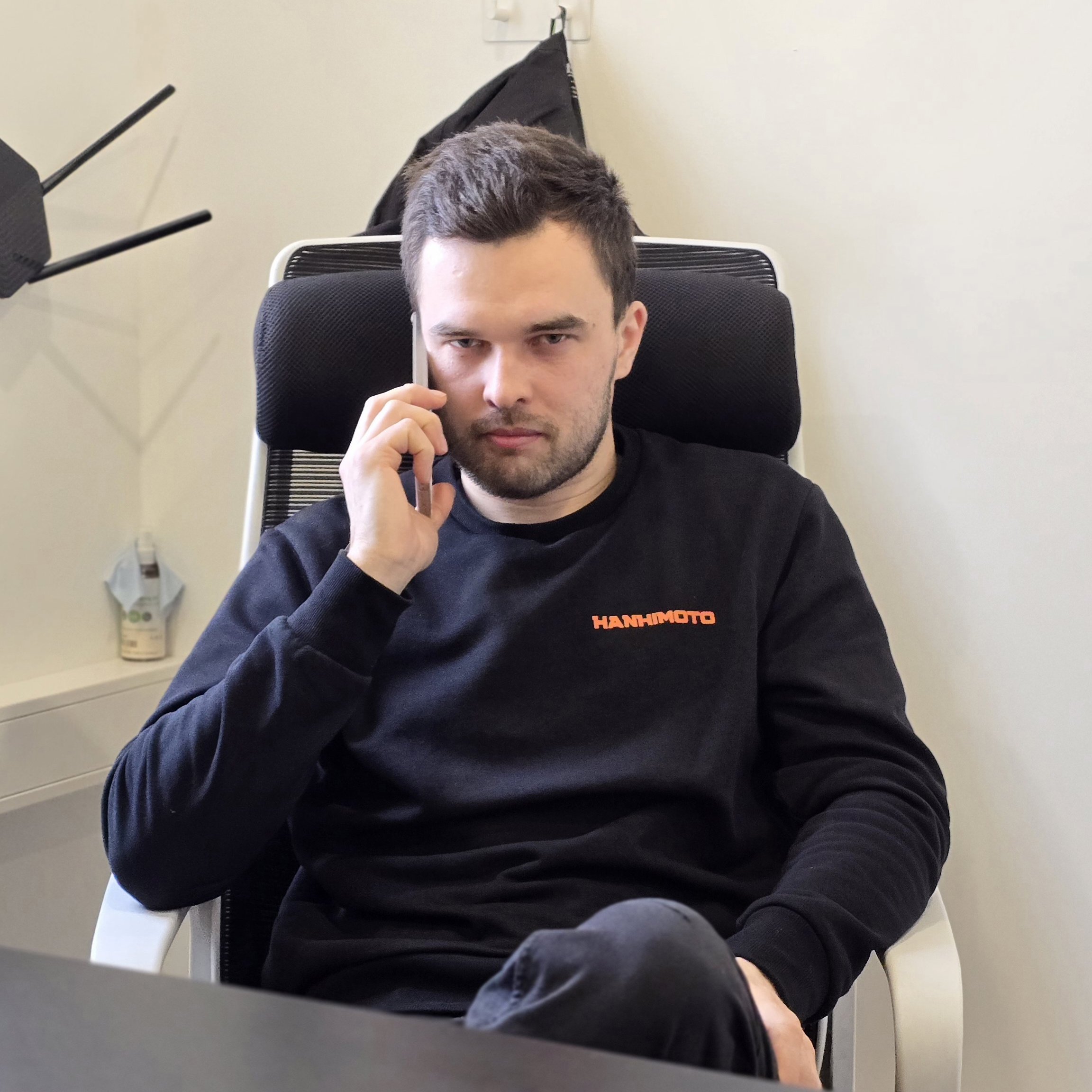 Konemyyjäksi syntynyt – Konsta Hanhisuanto rakentaa menestystä Ranuan Kaitalasta