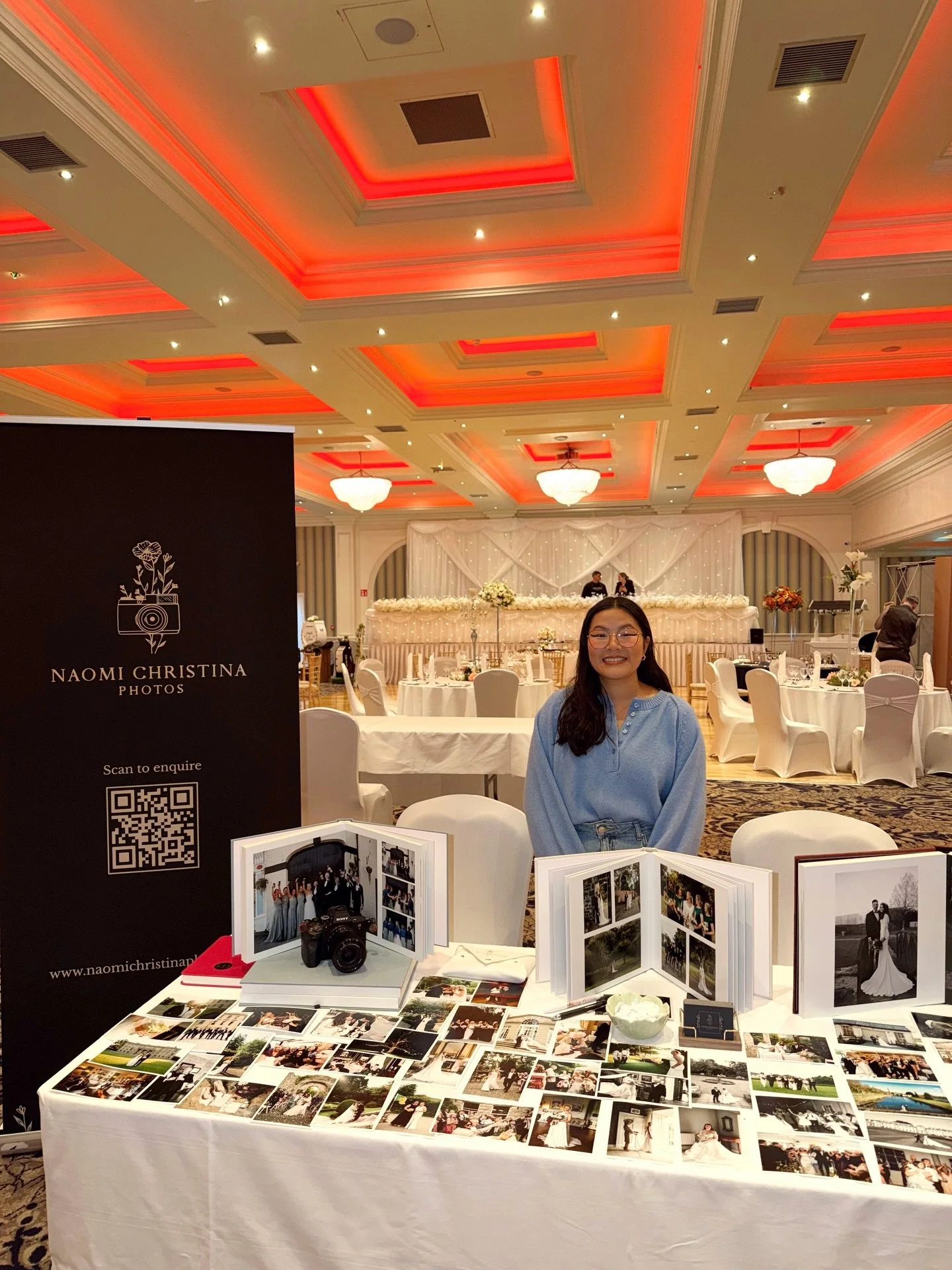 Thank you so much to all the gorgeous couples that stopped by to say hi today ! Some exciting days ahead ✨💛 Thanks @clanree_hotel for having me ! #donegalwedding #donegalweddingfayre #donegalweddingphotographer #donegalweddingphotography #donegalwed