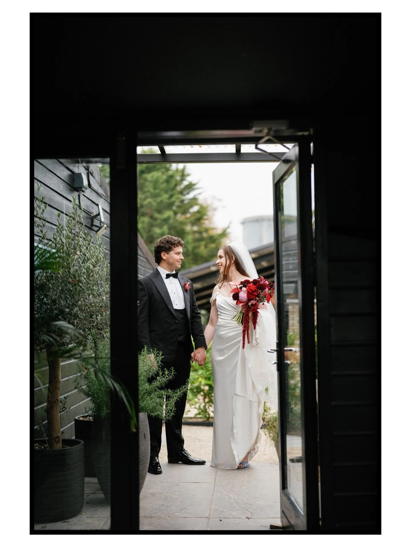 Mary &amp; David Paul, A quiet moment reflecting on their wedding day, appreciation, pride and love before entering their wedding dinner. ✨ 

Venue @poulaphoucahouse 
Hair @jemima_hair_pro 
Makeup @aislingkellymakeup 
Florals @gypsyrosewildflower 
Dr