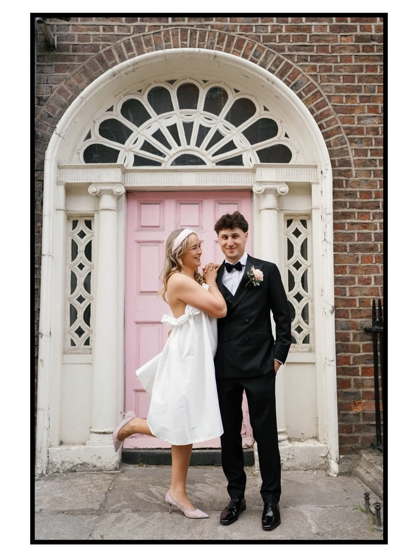 Smaller, intimate weddings have a different kind of feel to them. Fewer people, a slower pace, and often more time spent with everyone who&rsquo;s there.

But different doesn&rsquo;t mean better or worse. There&rsquo;s no right or wrong way to have a