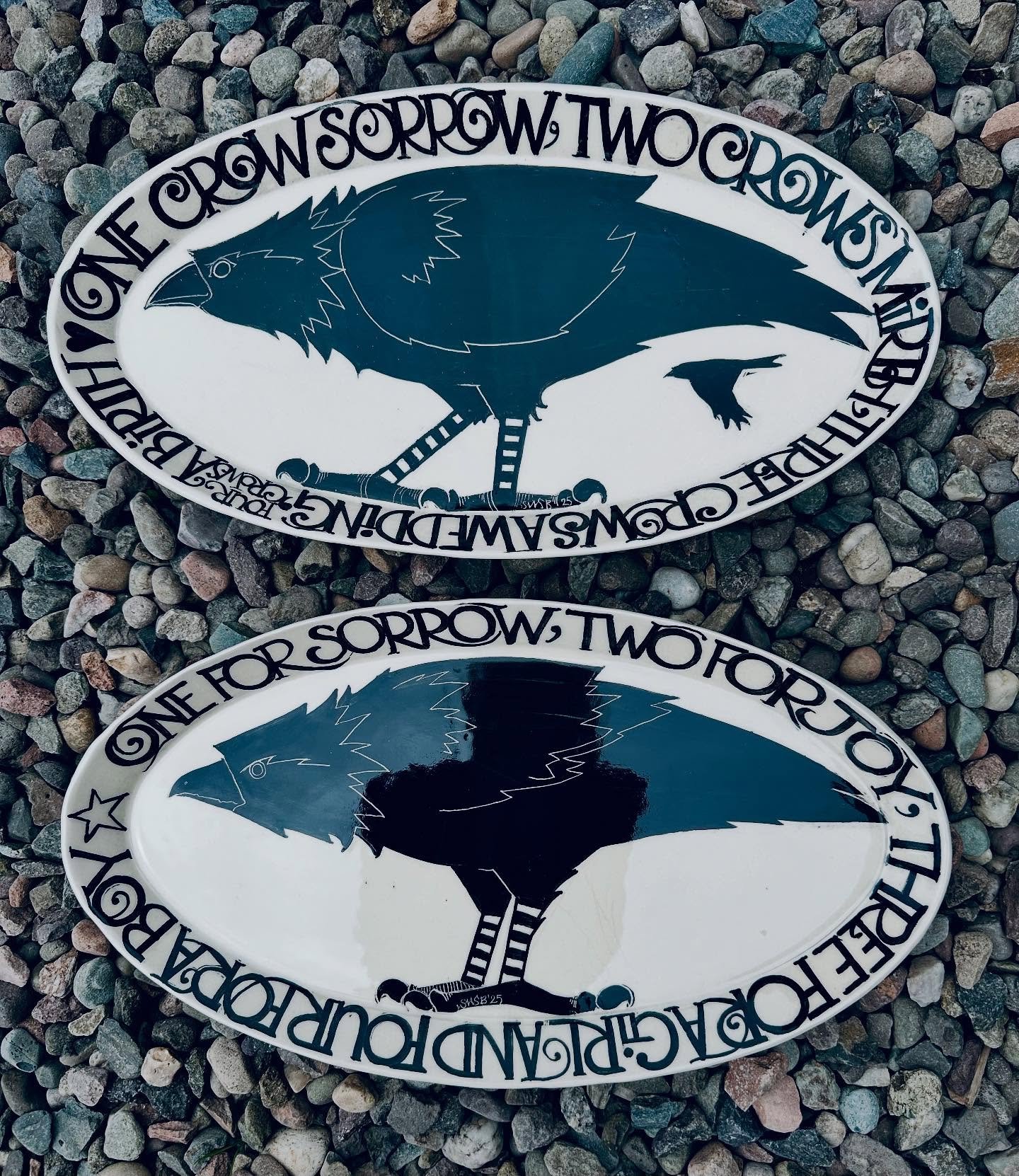Crow plates 🖤
Two versions of this verse. We used to say this about Crows but it&rsquo;s probably more commonly magpies. Making for @pittenweemartsfestival @bistrodory #pittenweemartsfestival25 #scottishpottery #kirkcaldypottery #madeinfife #🖤