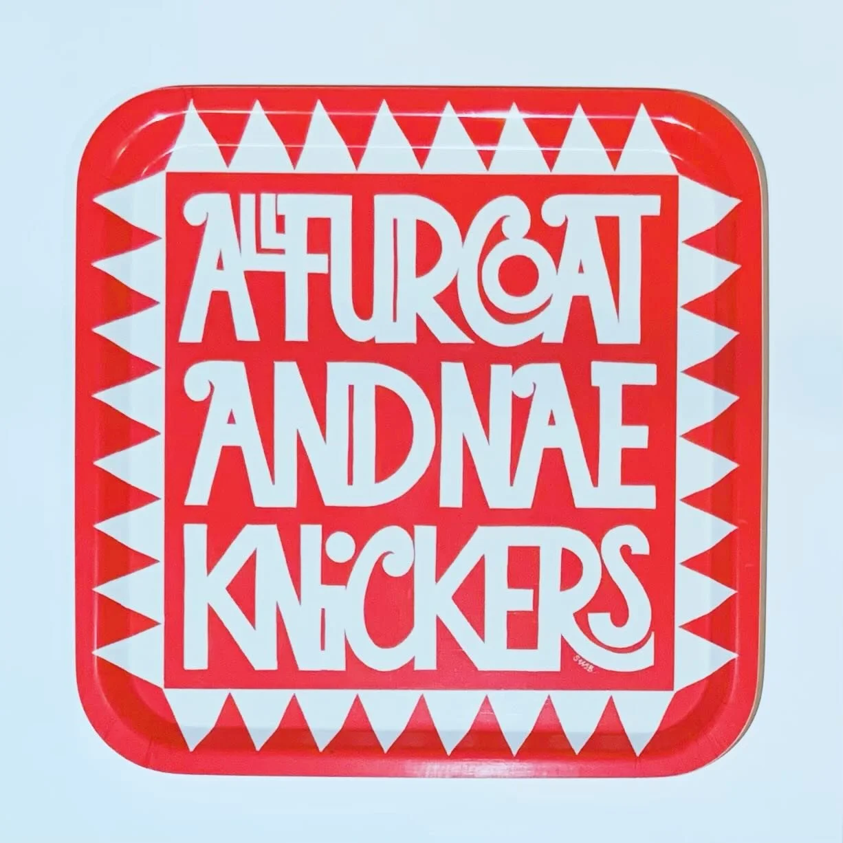 🔔Ding Dong!🔔
🎄Addition of✨NEW ITEMS and the return of some OLD FAVOURITES🥰
💫All Fur Coat and Nae Knickers has arrived on a popping red pressed birchwood tray 
&hearts;️Ae Fond Kiss tote bag
👼🏼Coulters Candy teatowel is back🤗
🥂The return of t