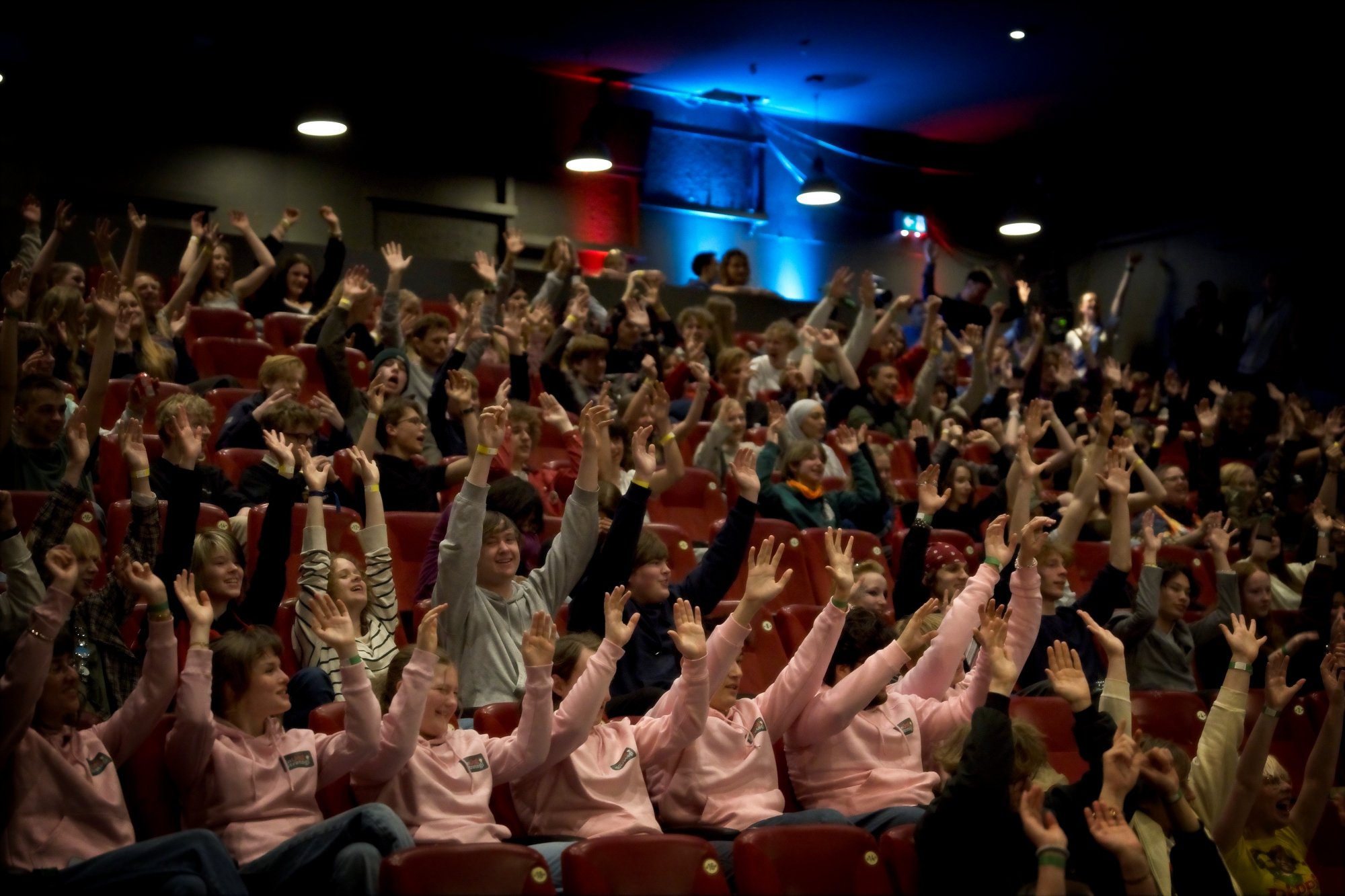 TAK for R&Aring; Festival 2026 💙 Vi er stadig helt oppe og k&oslash;re over alle jer der kom og gjorde det til den vildeste dag - vi var n&aelig;sten 700 og det er en R&Aring; rekord 🔥 Vi kunne ikke have gjort det uden alle jer, der stod for worksh