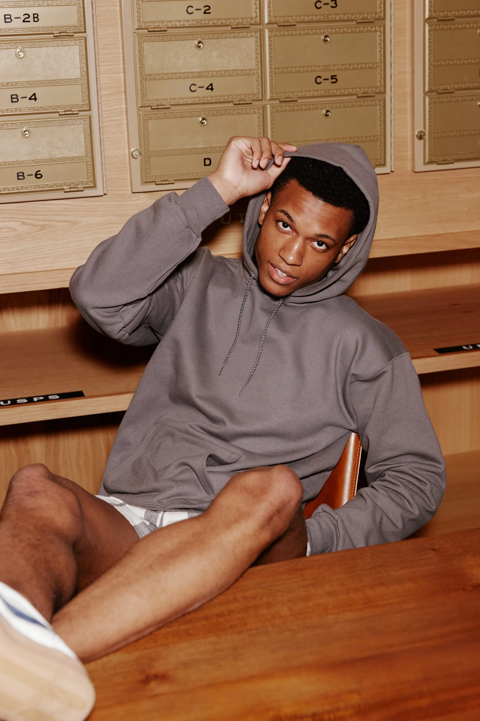 __Brandon_F170_Smoke Gray_1574.jpg