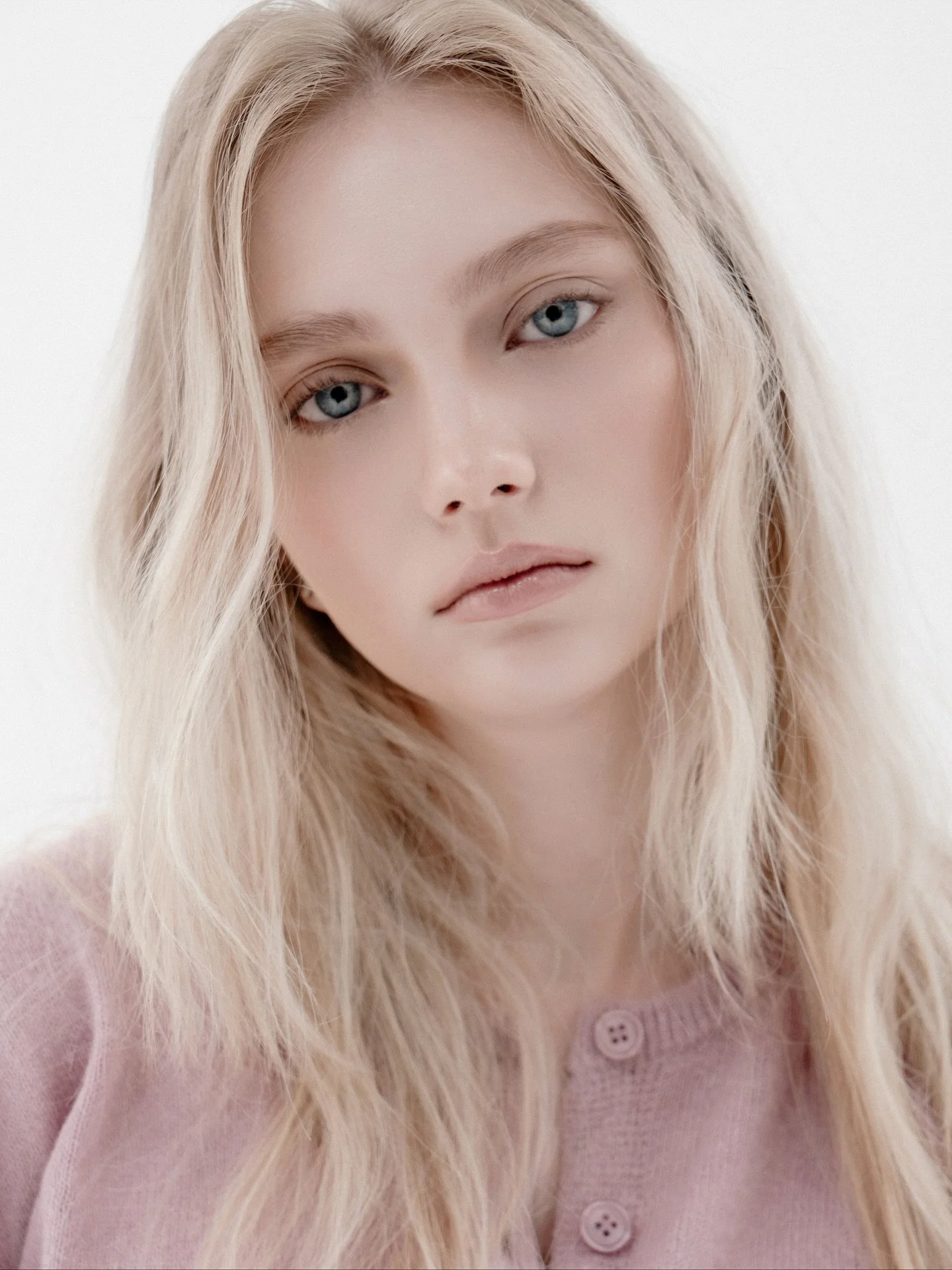 @nicolezukowska @hanmaroomgmt x @xurymakeup  x @boony33