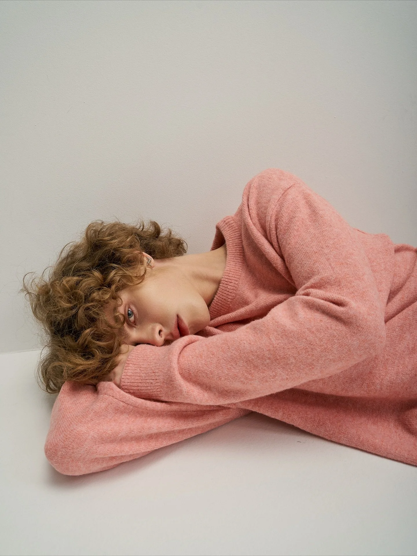 ˚₊&middot;&mdash;̳͟͞͞♡

Shot for @gnok_official 
𝐌𝐨𝐝𝐞𝐥 @yarosdmt @s2models_official 
𝐇𝐚𝐢𝐫/𝐦𝐚𝐤𝐞𝐮𝐩  @mua_miyu 
𝐏𝐡𝐨𝐭𝐨 @boony33 @suddenlyhungry_