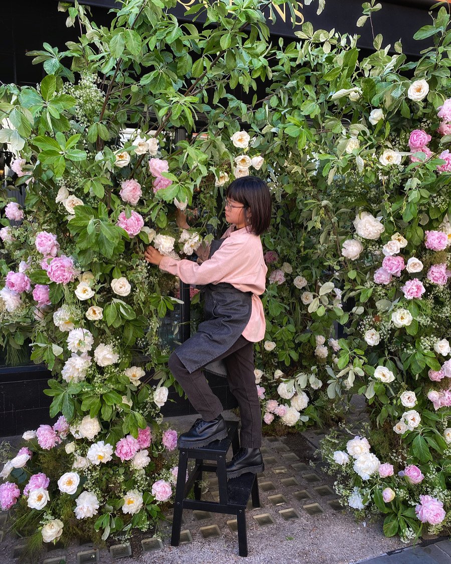 Florist in Geneva Switzerland — Let it .Bloom