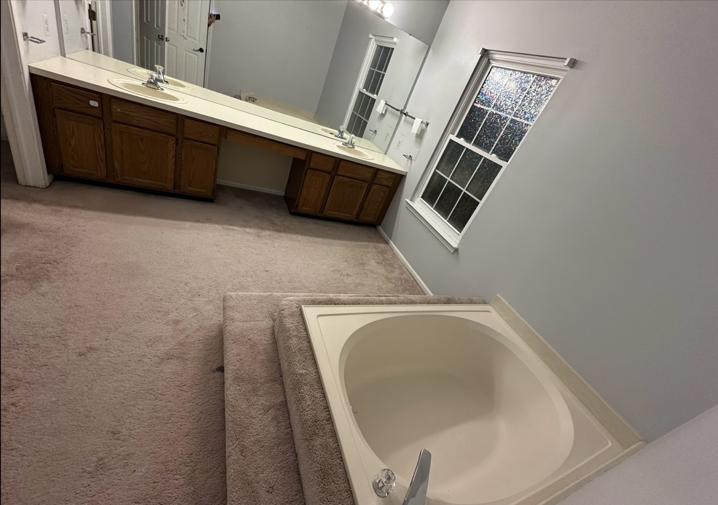 Karaali Bathroom (before)