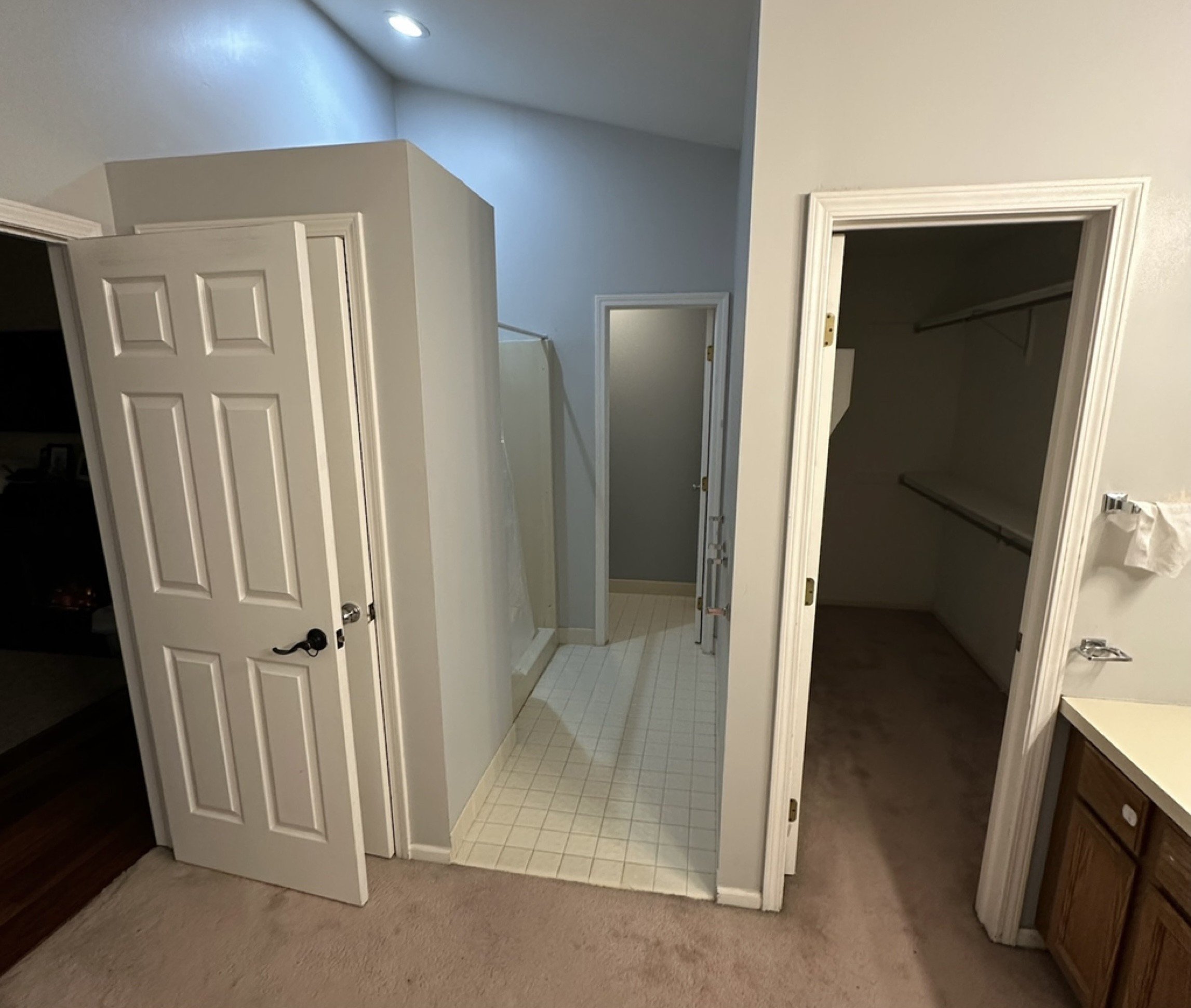 Karaali Bathroom (before)
