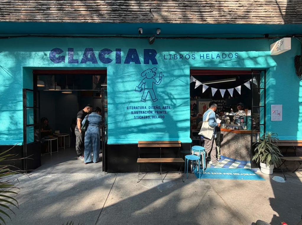 Conversación en Glaciar - @libroshelados