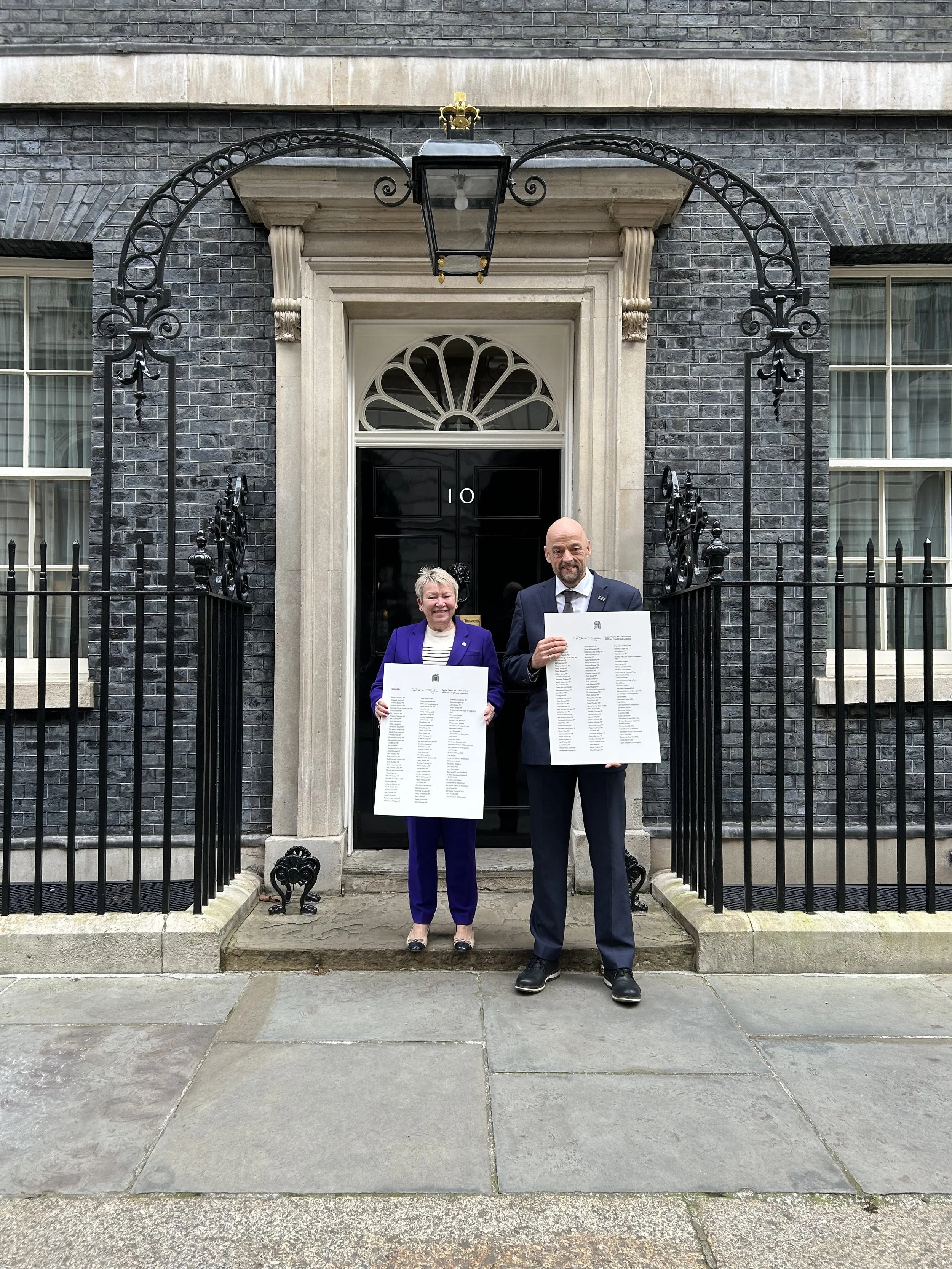 Watch: APPG Chair delivers letter to PM calling for facilities improvements