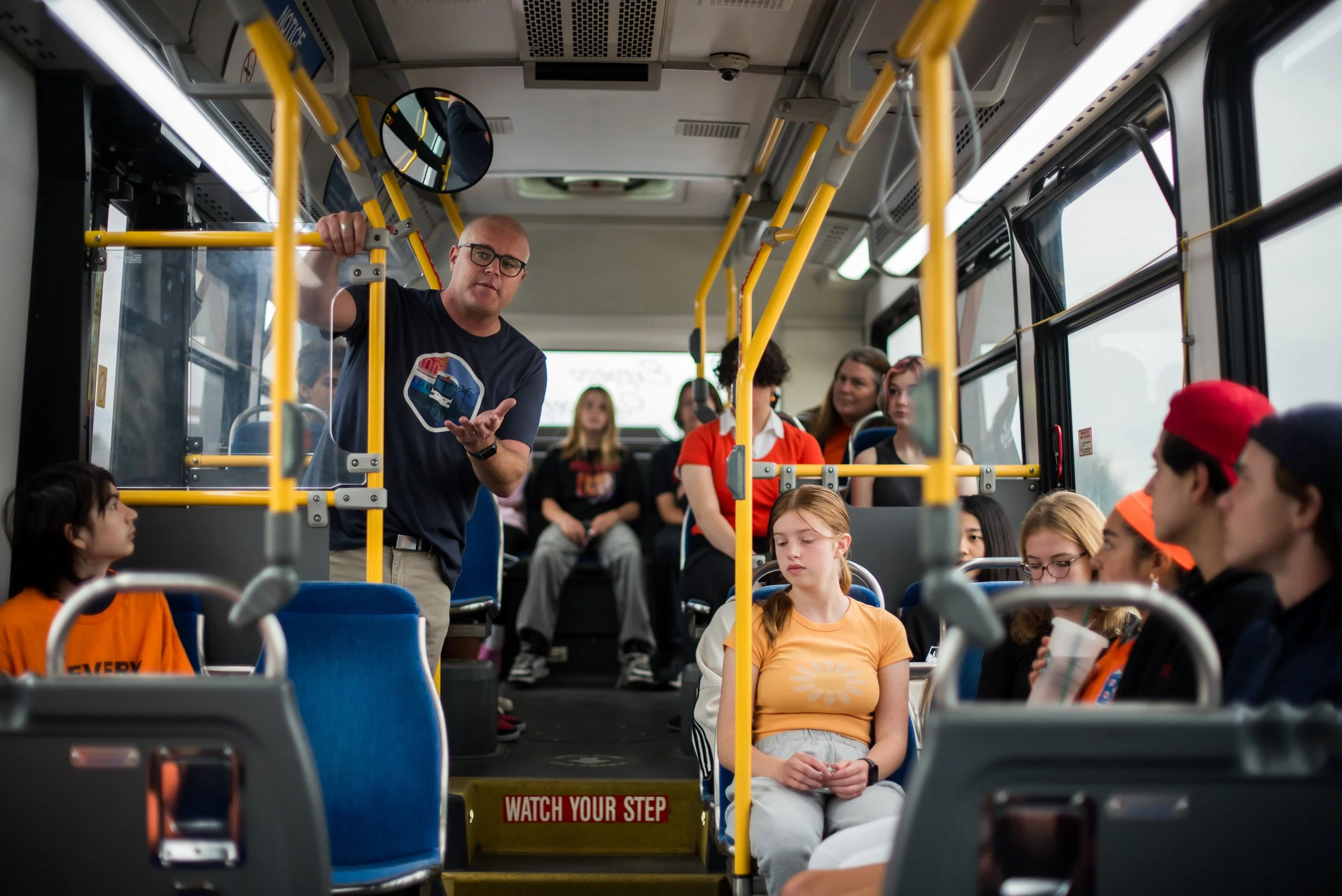 bus_043.jpg