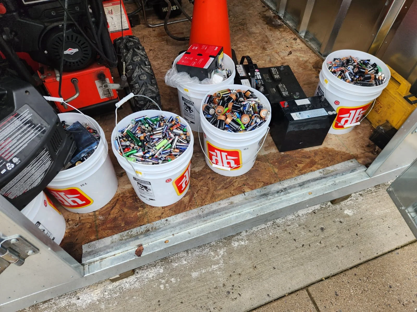 Batteries.jpg
