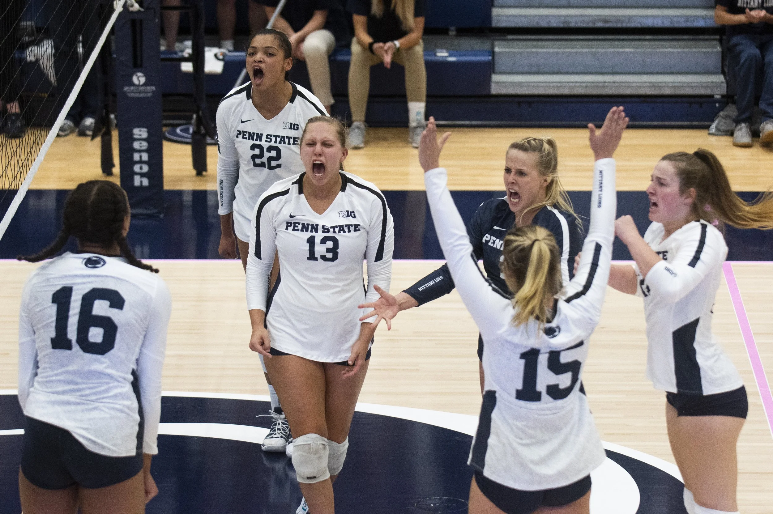 191005_Bsd+Iowa, team celebrates.jpg