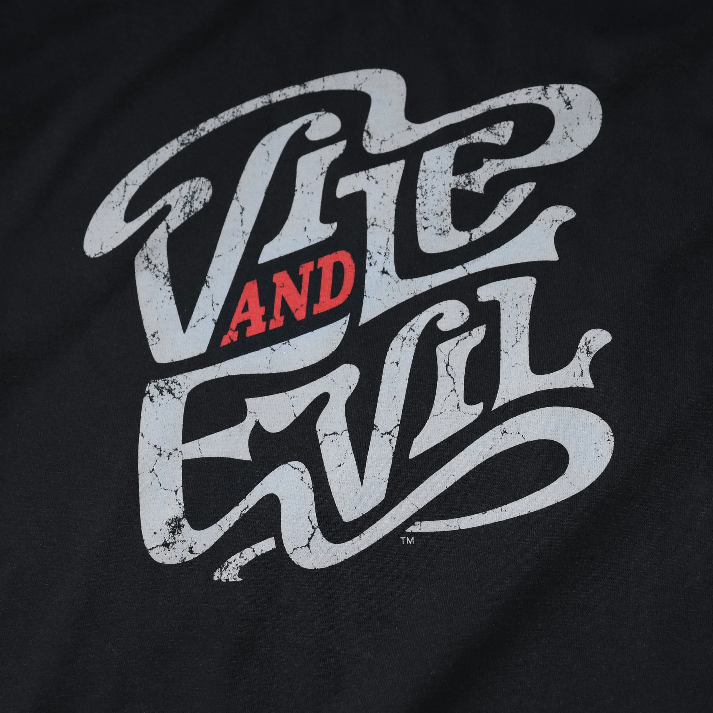P_shirt detail vile curvy.jpg