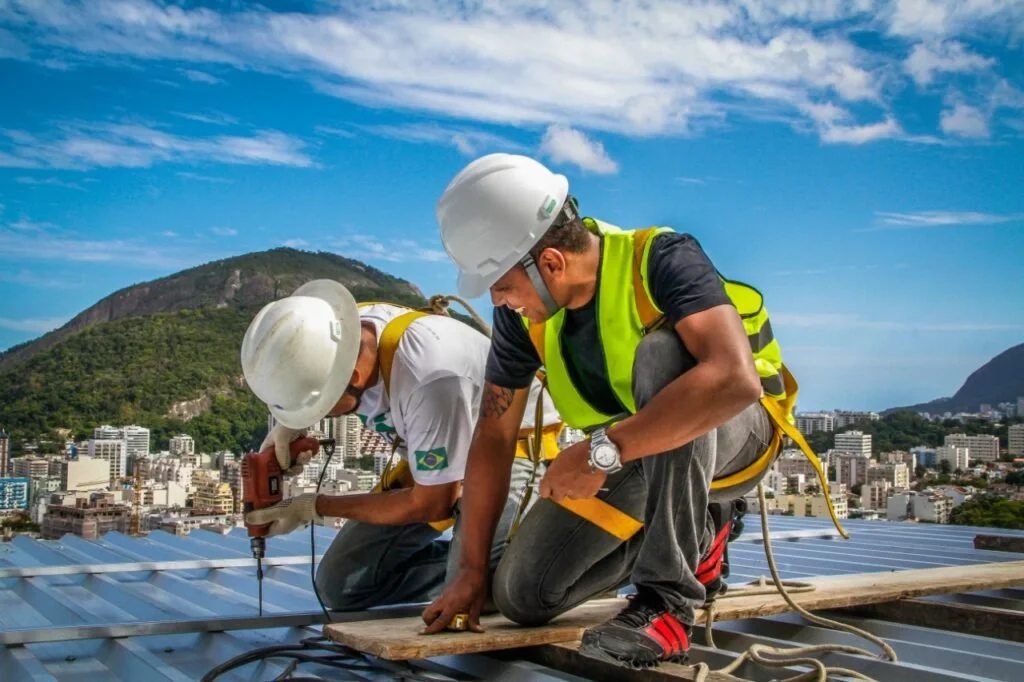 Insolar: Democratizando o Acesso à Energia Solar no Santa Marta e Além