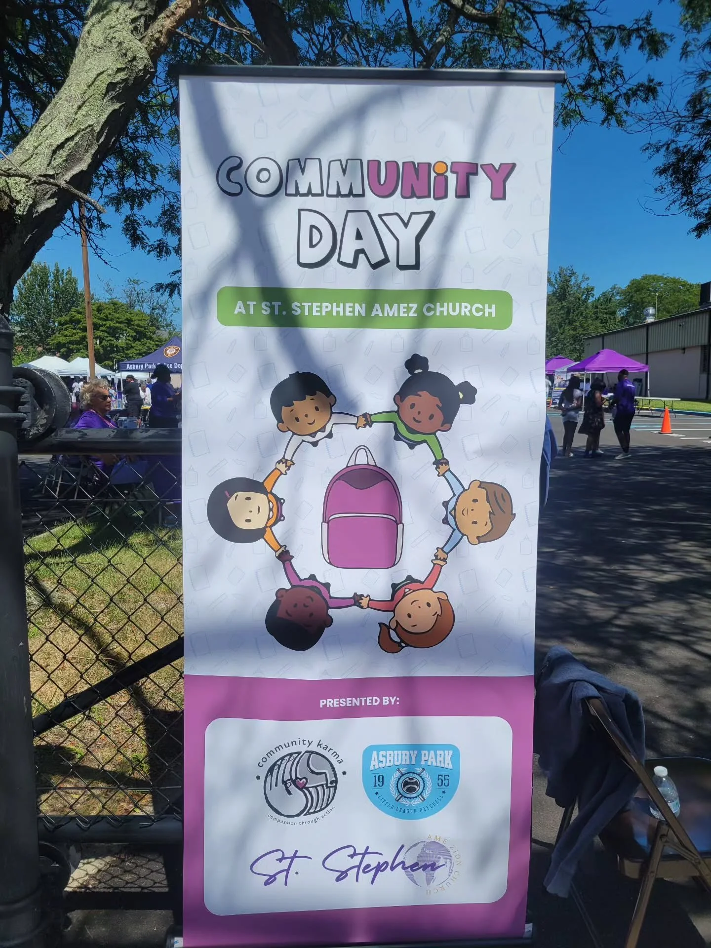 TODAY is the day!!!! Come down to St. Stephen AMEZ Church for a fun-filled day of community and joy π We are here until 5PM distributing backpacks. If you are not pre-registered, please come earlier in the day to get your backpack while supplies las
