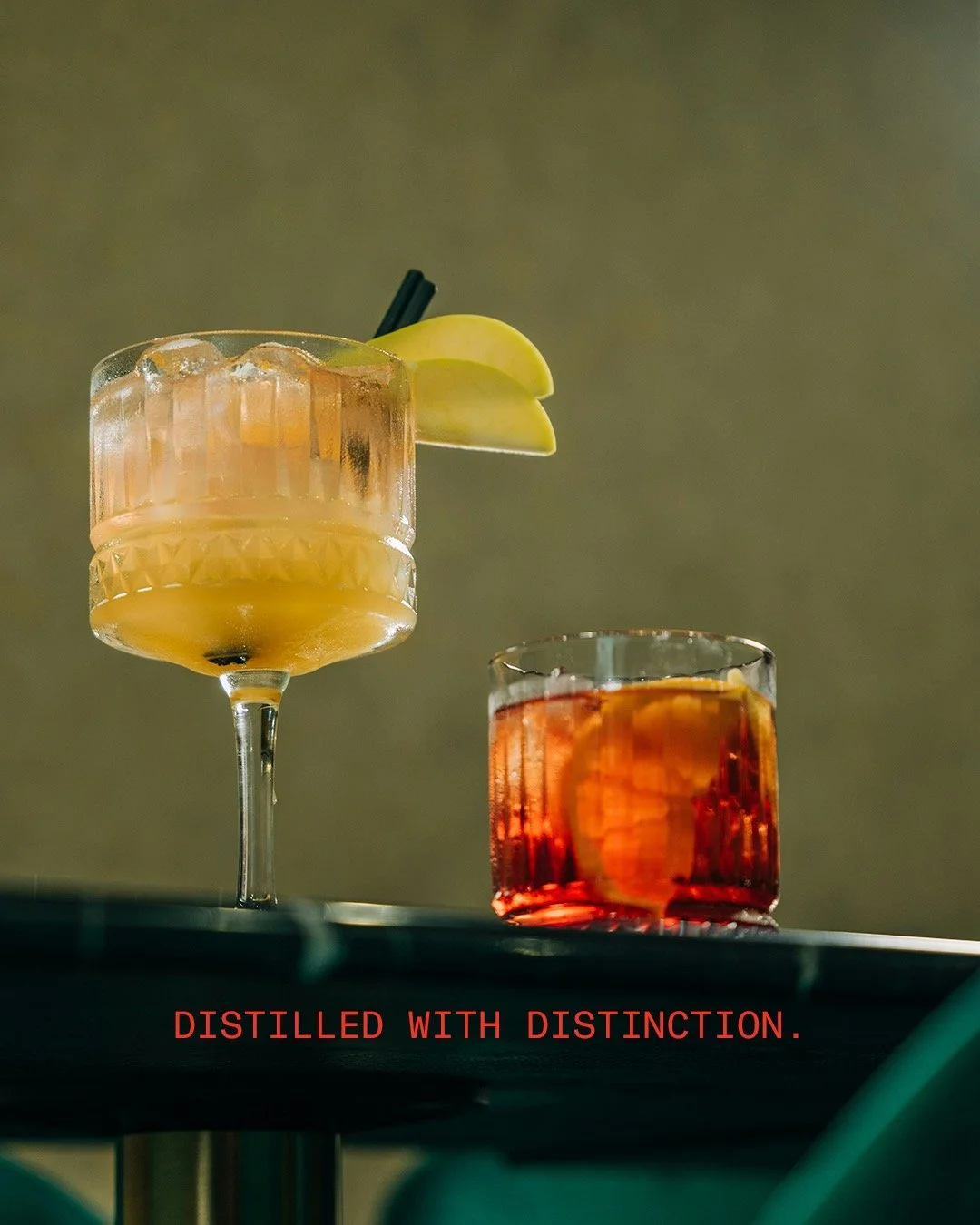 How is this for a "pearing?" 🍐🫏 🪩🫏 🍐 Try the Papi Pera cocktail for a refreshing start to your summer. #dizzydonkeytequlia
#tequlia
#tequliacocktails
#crafttequila
#drinkresponsibly
