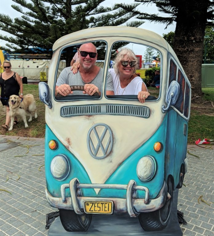 ctwcc19-strike-a-pose-kombi-zestei.jpeg