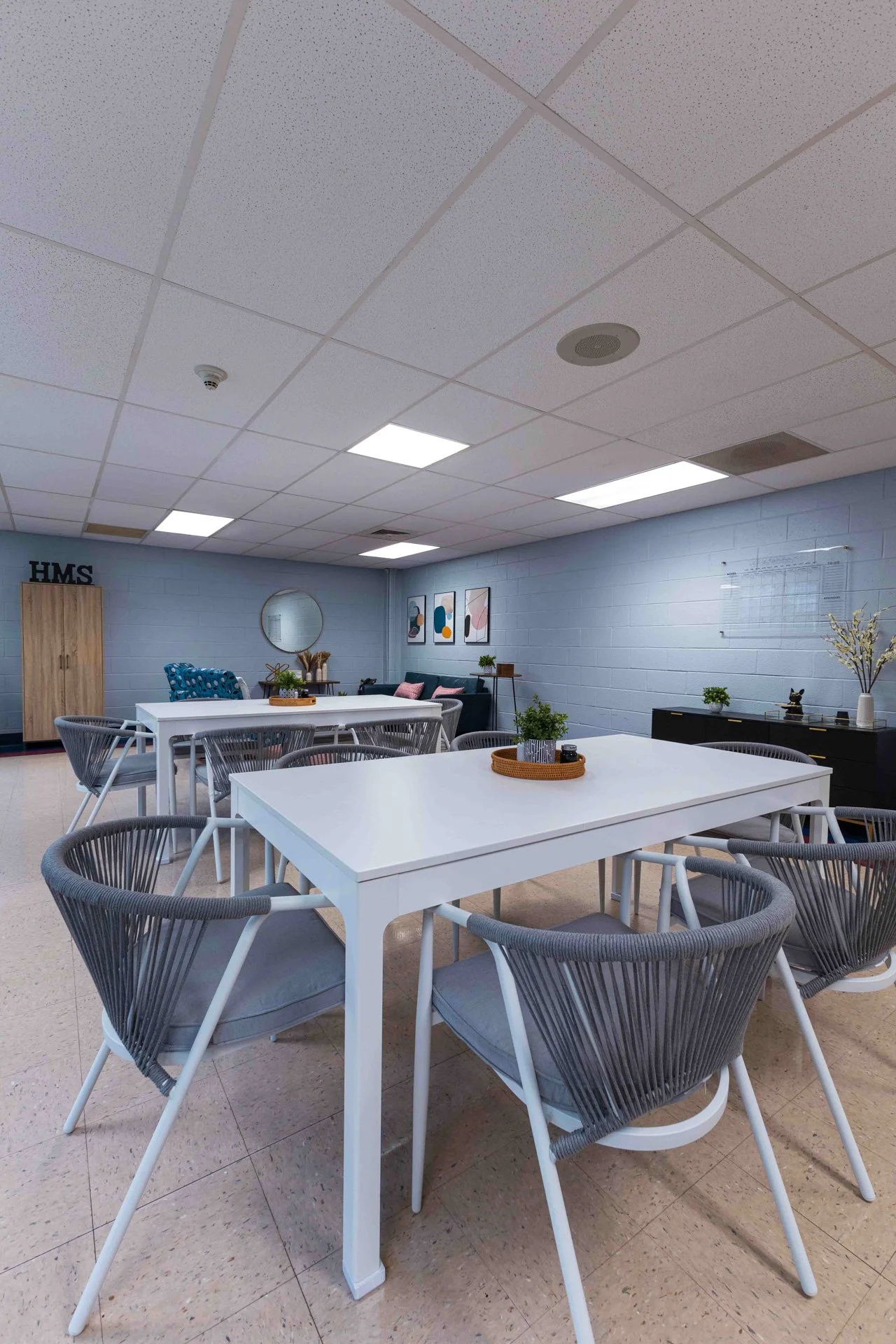 Haddonfield Central Middle School teacher and faculty lounge, designed by Haddonfield architect and interior design firm Benita Cooper Design.