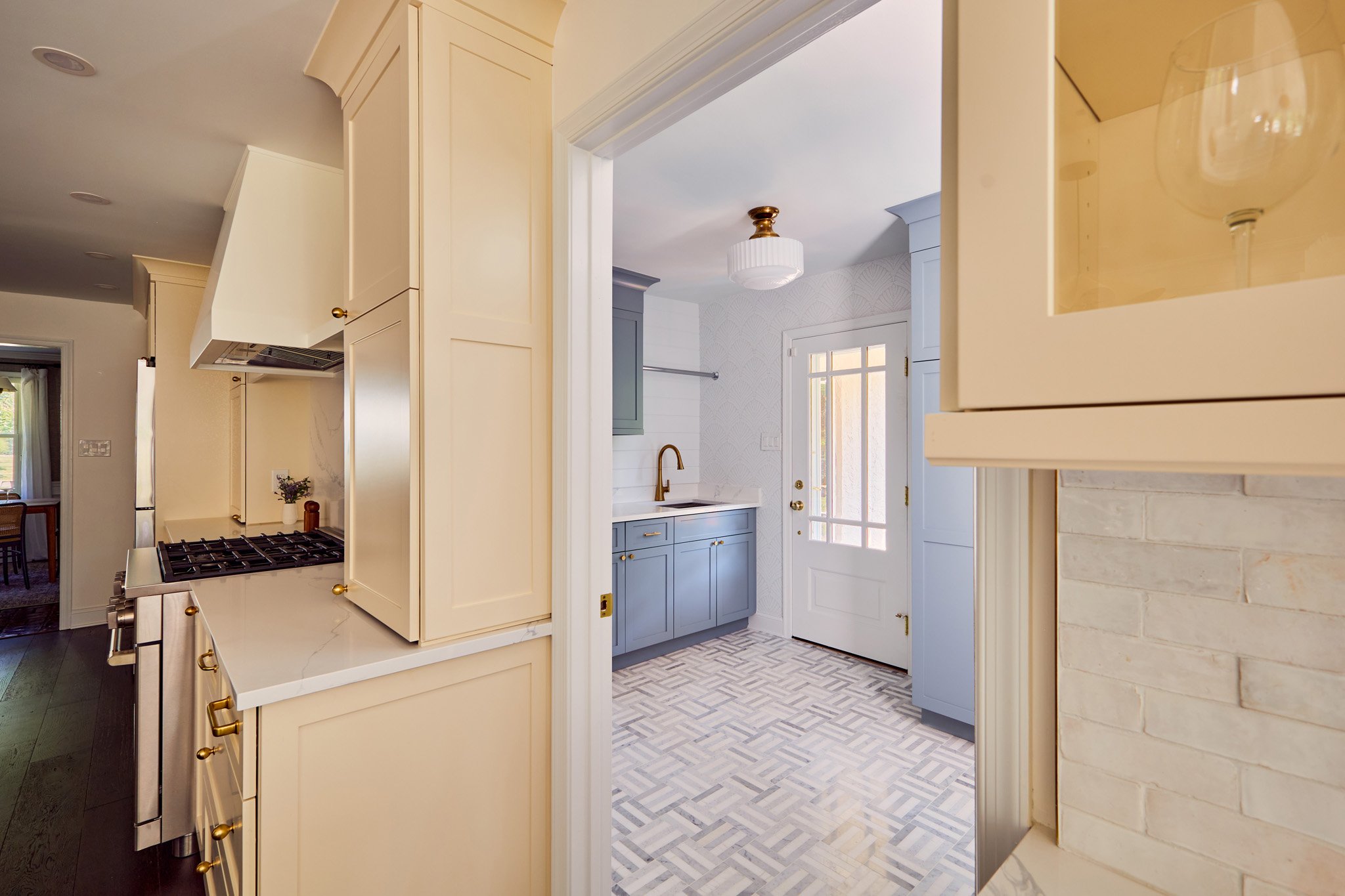 Home redesign by Benita Cooper Design, architect and interior designer in Haddonfield, New Jersey.