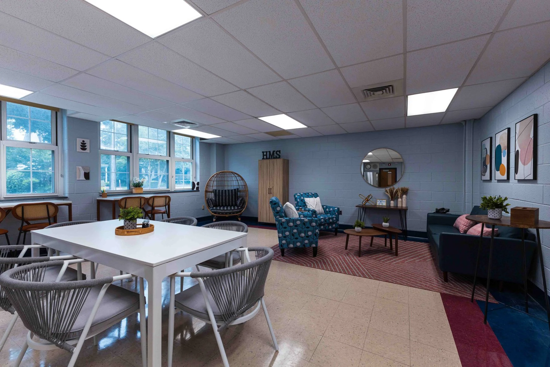 Haddonfield Central Middle School teacher and faculty lounge, designed by Haddonfield architect and interior design firm Benita Cooper Design.