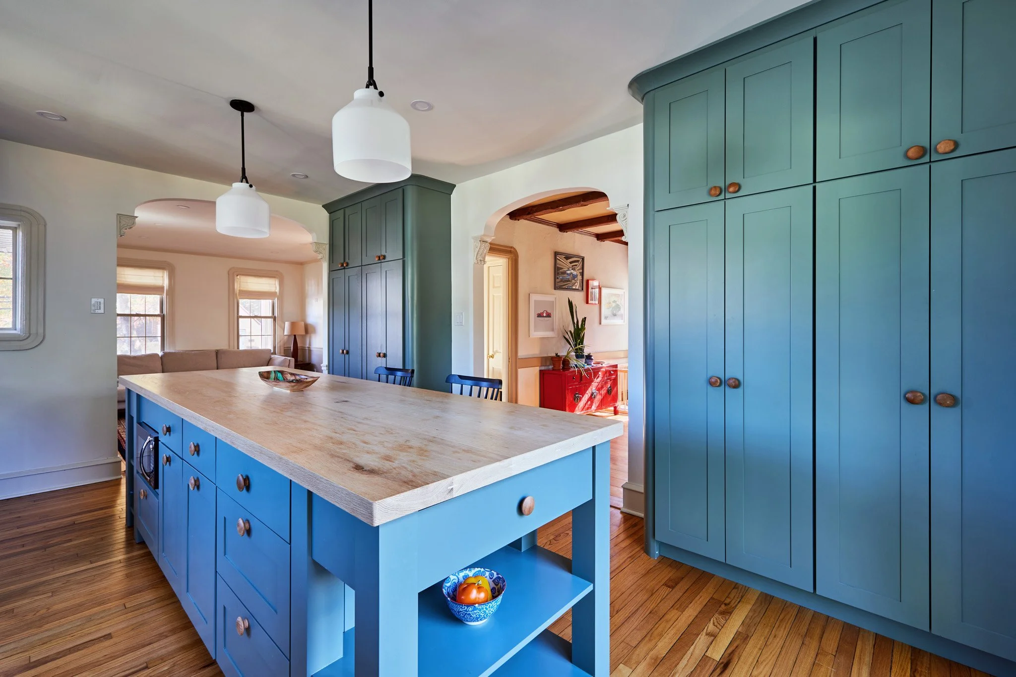 Kitchen, bathroom and entryway designed by Benita Cooper Design, architectural firm in Haddonfield, NJ.