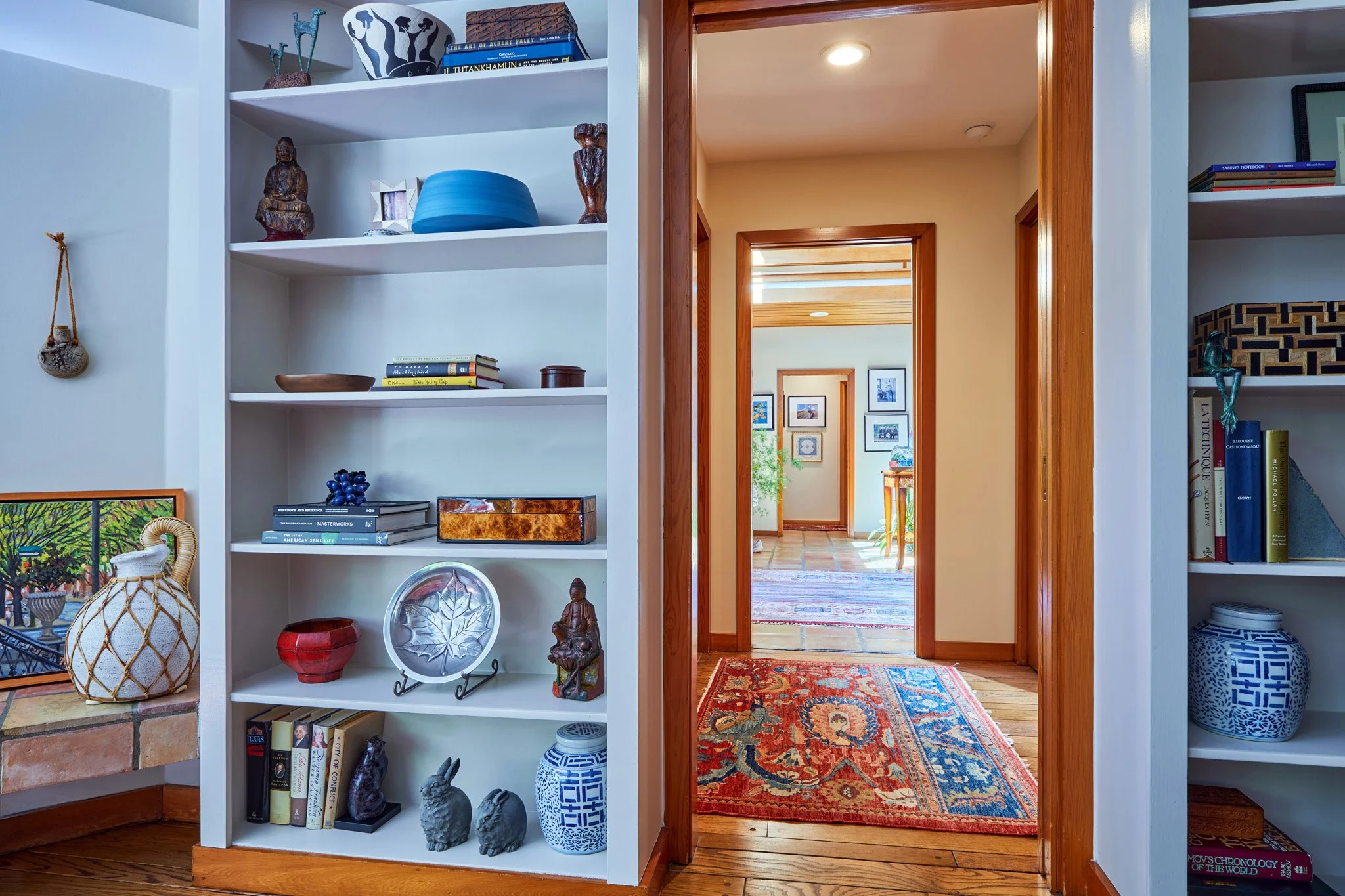Home lounge designed by Benita Cooper Design, creative architect in New Jersey and Philadelphia.