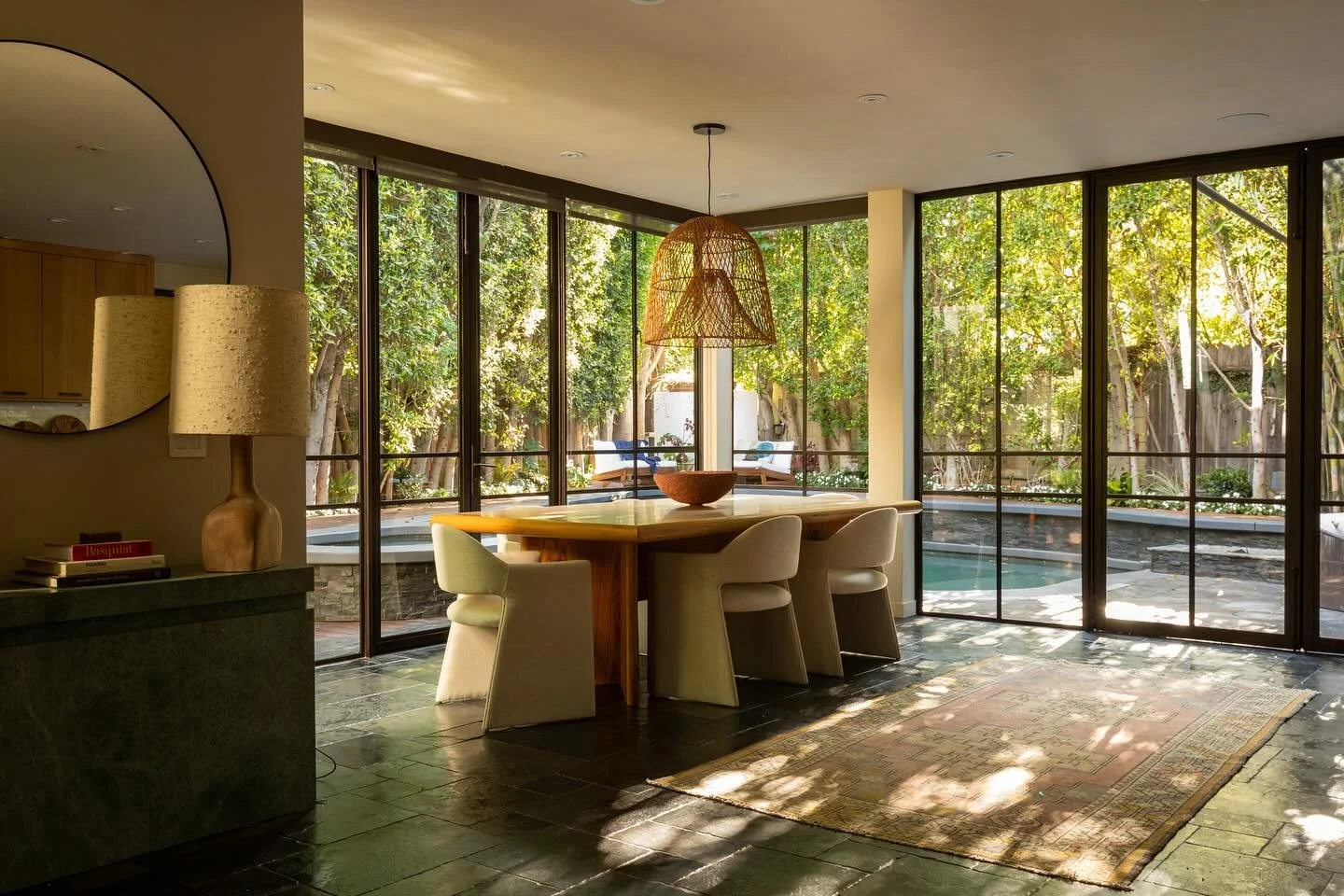 ✨ s o l d ✨

941 Princeton Drive, MDR

It&rsquo;s really really pretty. 

4 bd 4 ba 3,256 sq ft 

Open House 

Sunday 9/21 2:00-4:00