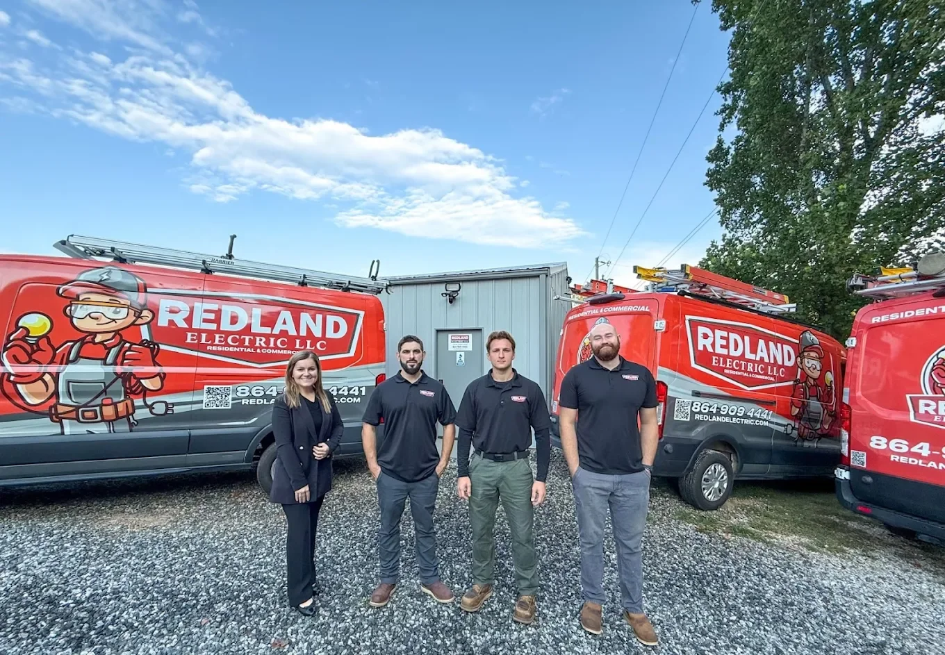 group picture of redland electric employees