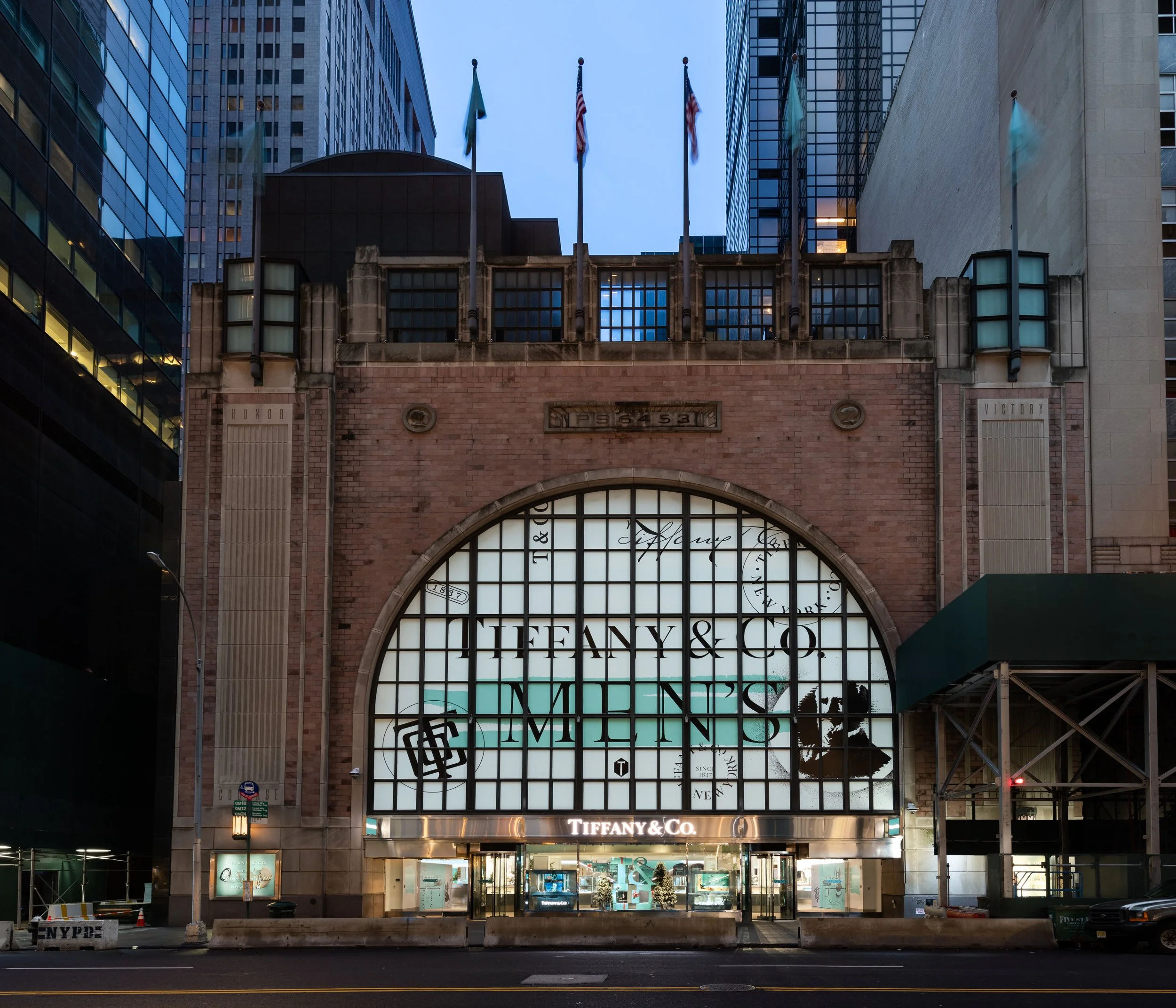 TIFFANY & CO. MEN'S HOLIDAY POP-UP