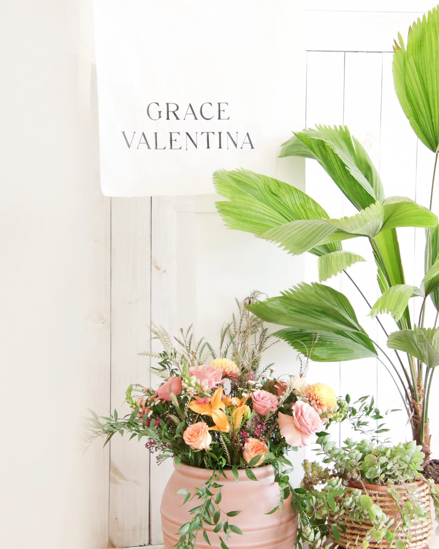 Ay, ay, ay, ay! Sing with joy, Grace Valentina is on the way! 🌿🧡👶
.
.
#miamievents #decor #follow #trending  #like #party #eventdecor #partyplanning #explore #babyshower #postoftheday #babyshower 
#cielitolindo