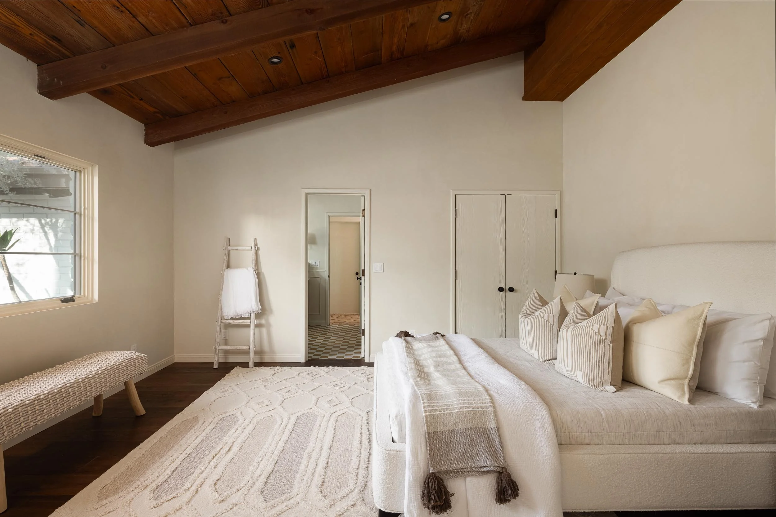 1256 Rancho Encinitas Dr - WEB + MED RES-27.jpg