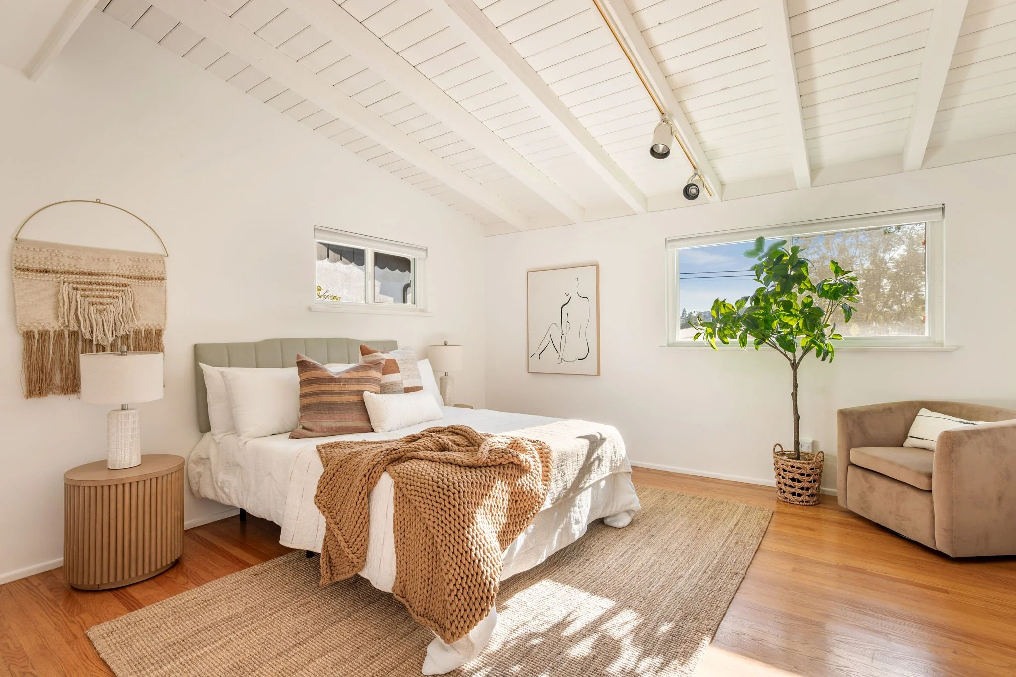 043_Escobedo Ave 5108 v2025_by mrbarcelo.jpg