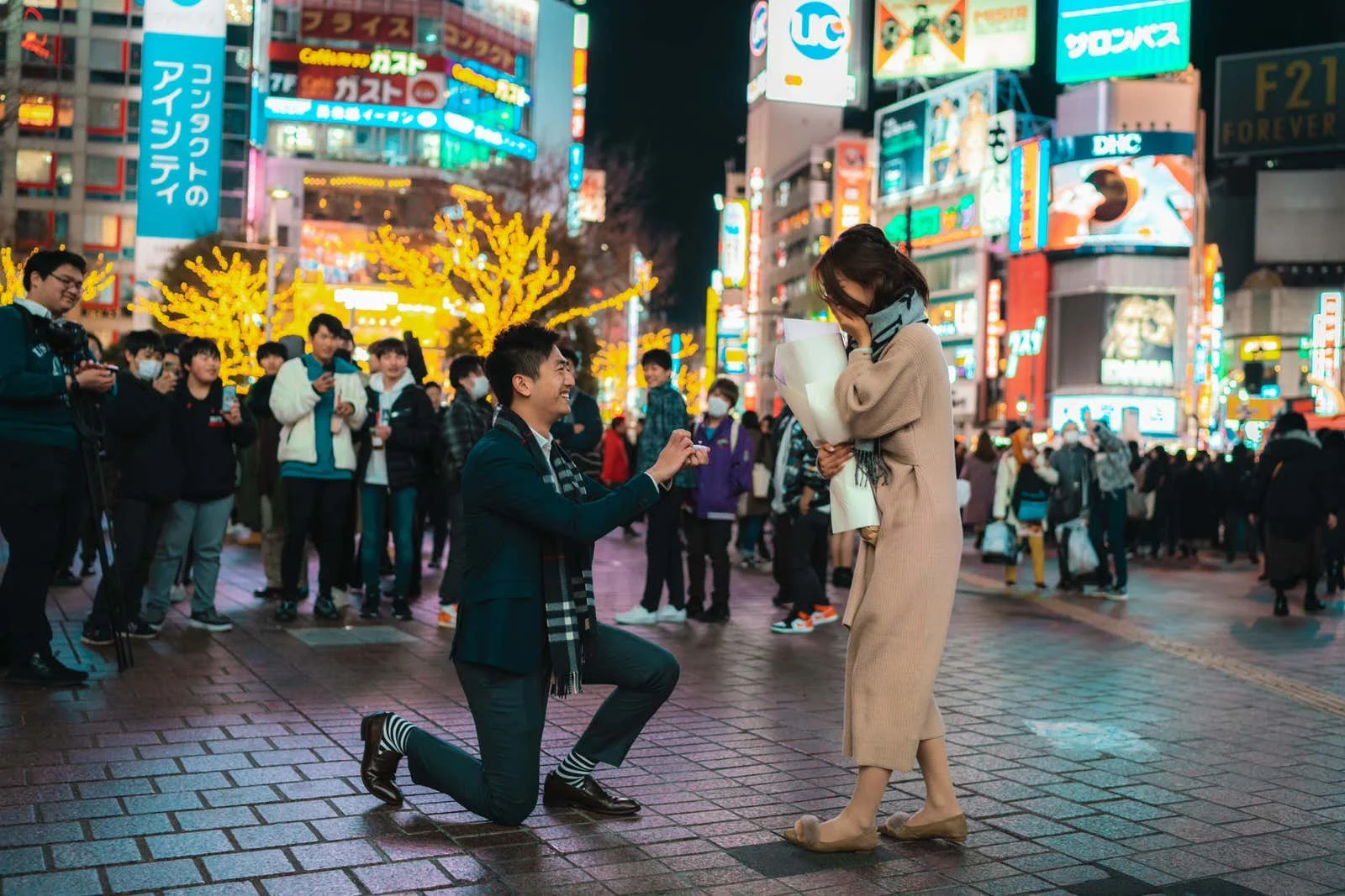 Photo My Tokyo proposal surprise book photographer professional japan prewedding couple (9).jpg