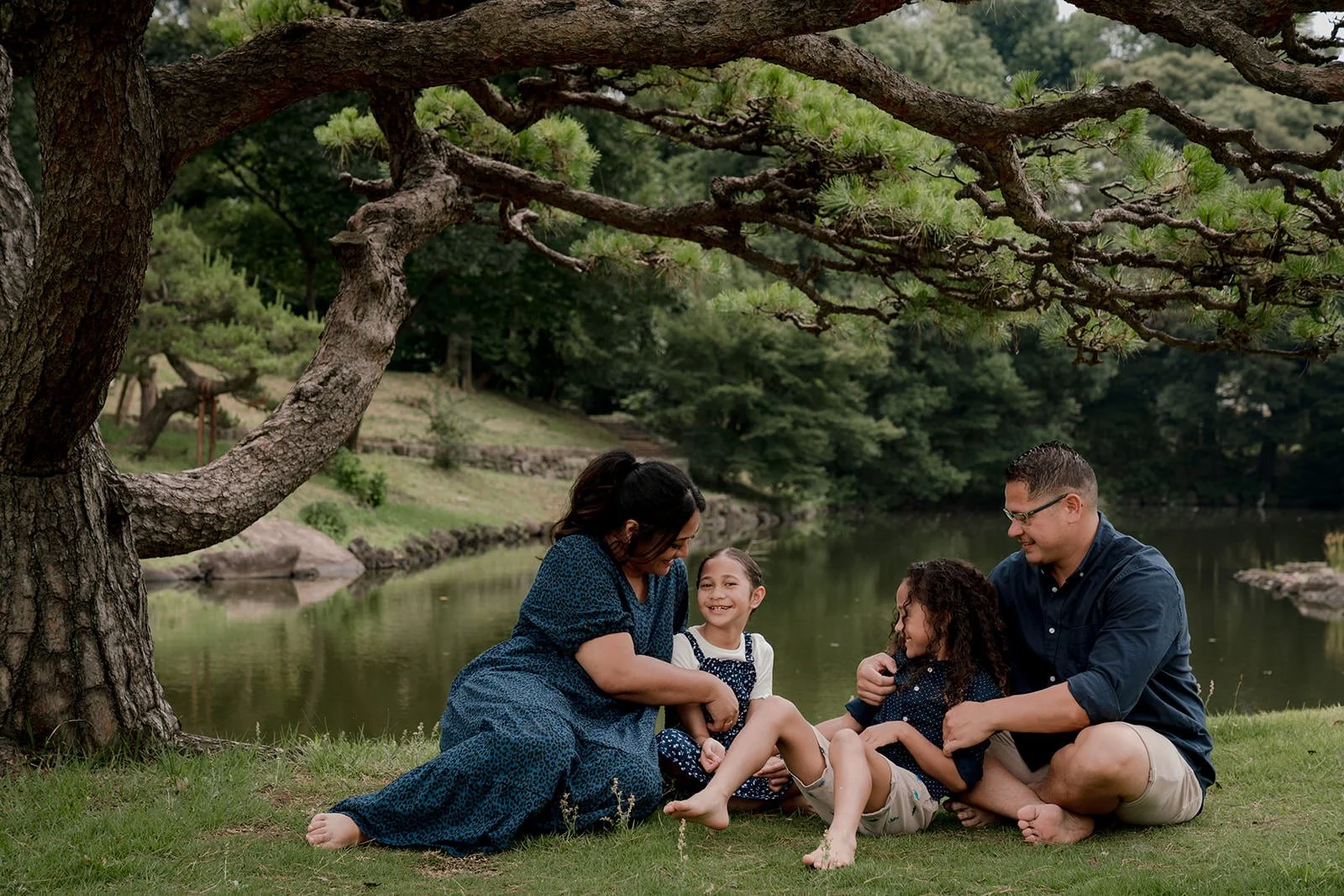 Family summer photoshoot by Photo My Tokyo
