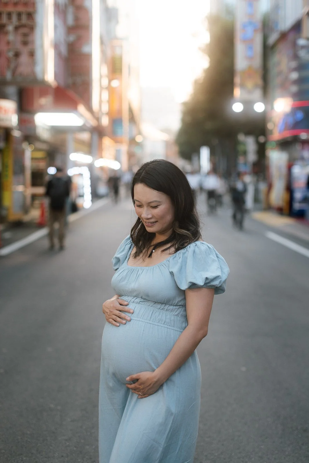 Maternity photoshoot in Shinjuku with Photo My Tokyo