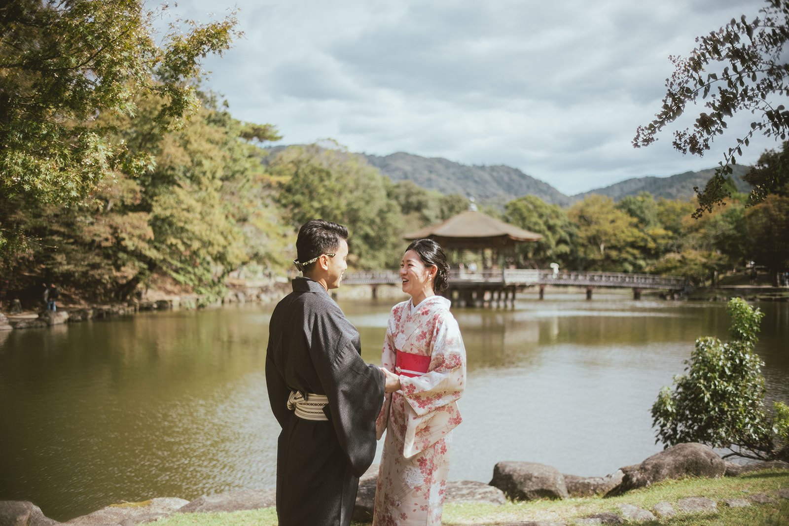 nara-park-couples-photoshoot-kimono (29).jpg