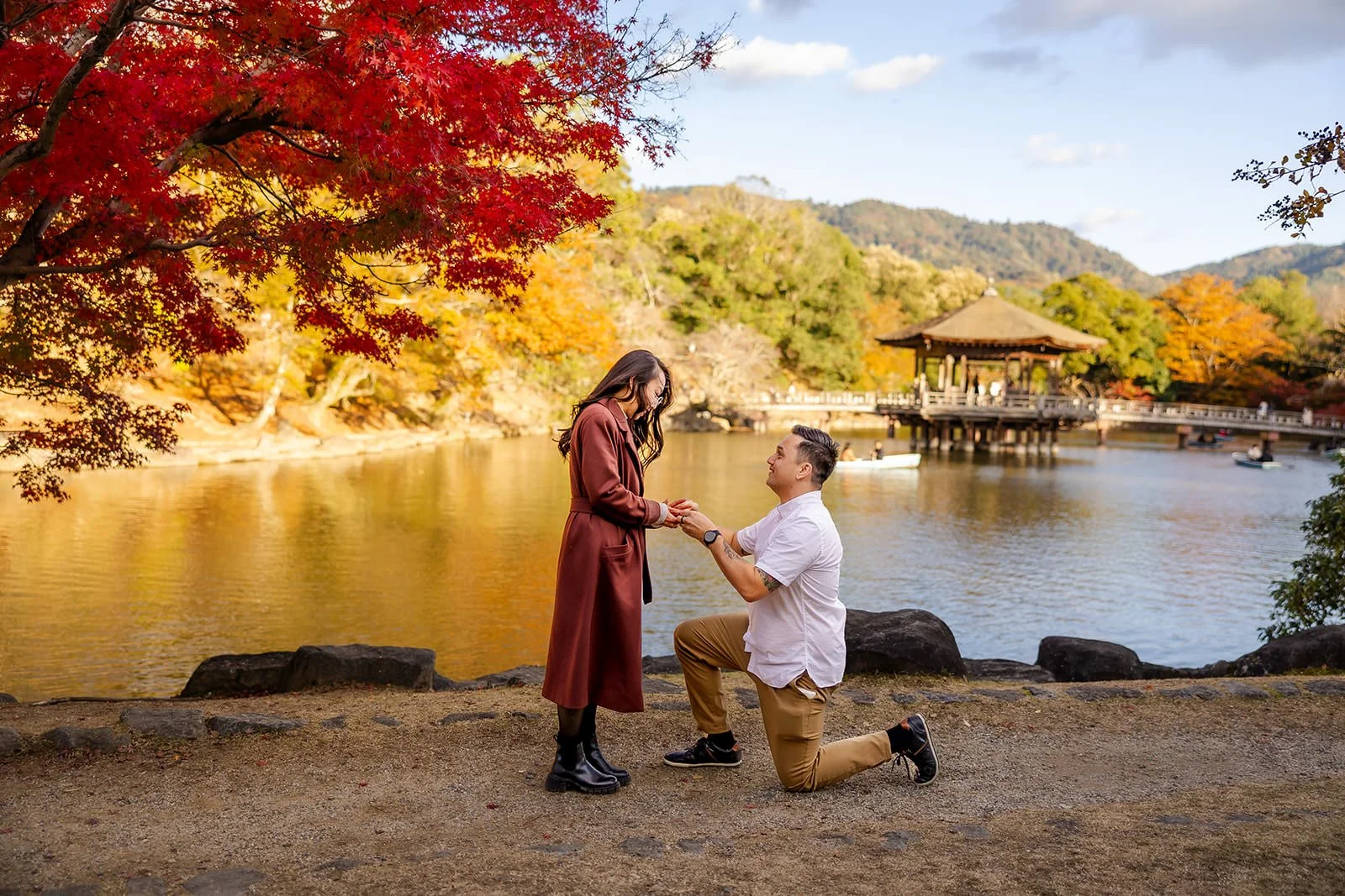 Proposal photoshoot with deer at Nara Park