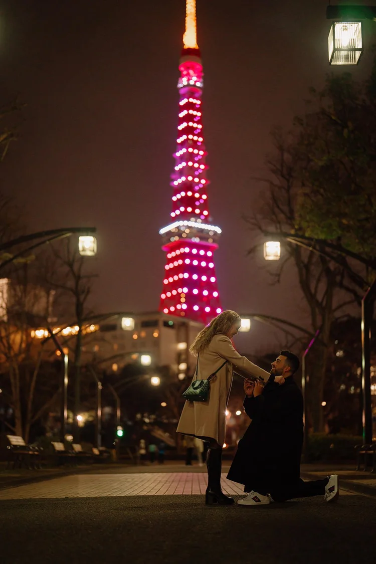Night proposal photoshoot near Tokyo Tower