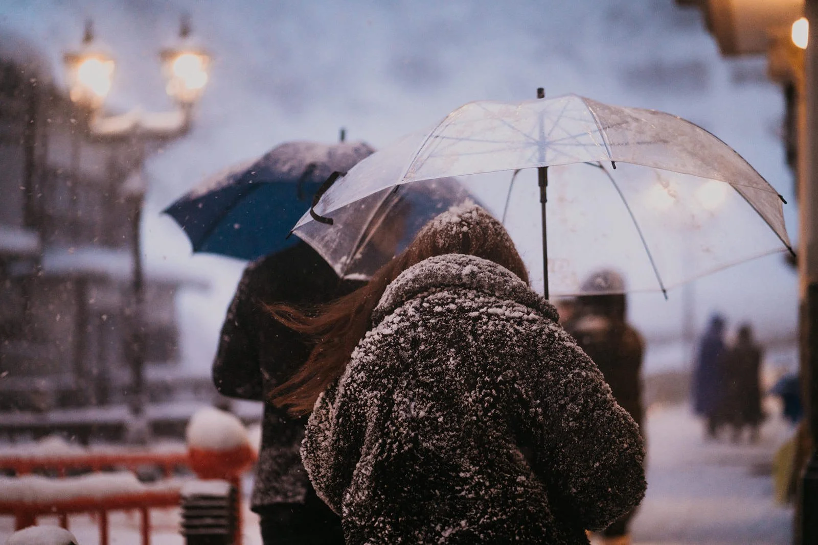 Proposal photoshoot in snowy Ginzan Onsen, photo 12