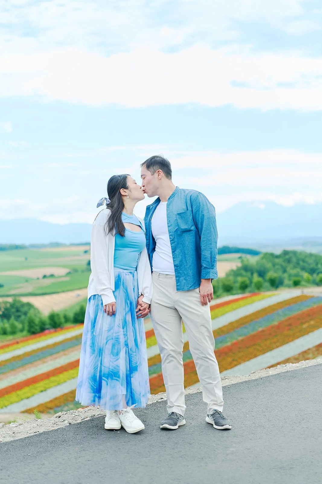 Proposal photoshoot at Shikisai-no Oka — summer flower field