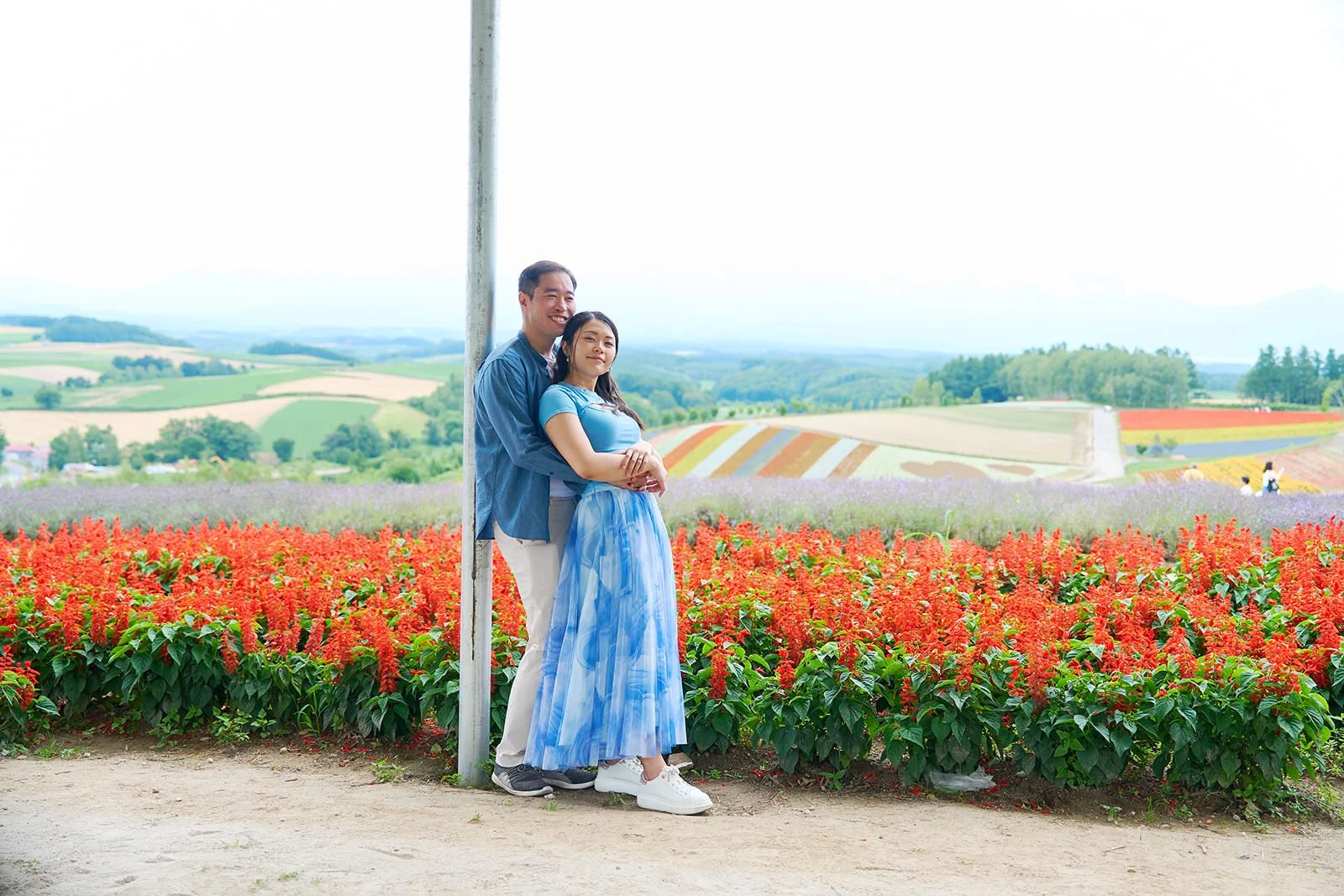 Proposal photoshoot at Shikisai-no Oka — summer flower field