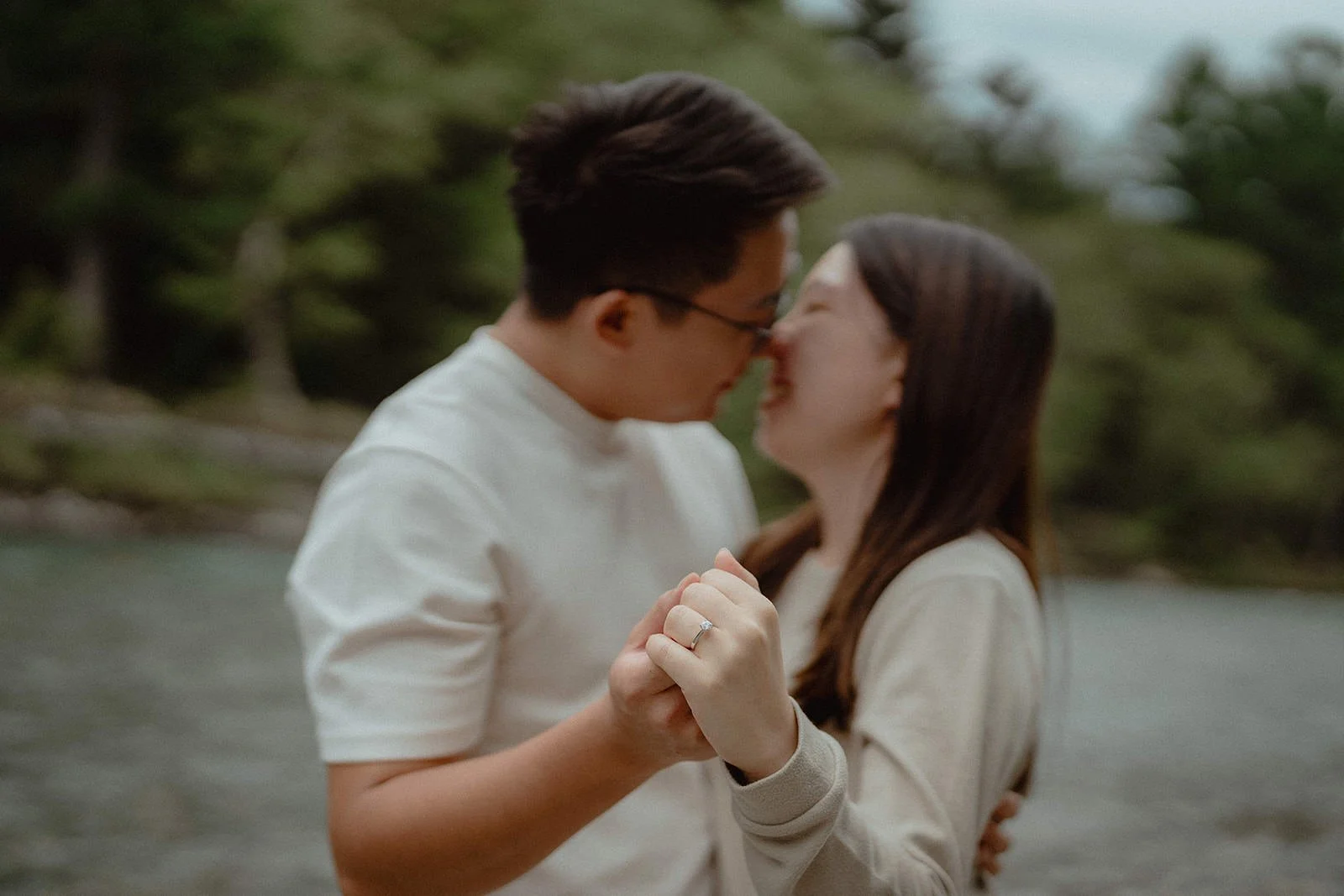 Proposal photoshoot at Kamikochi — summer flower field