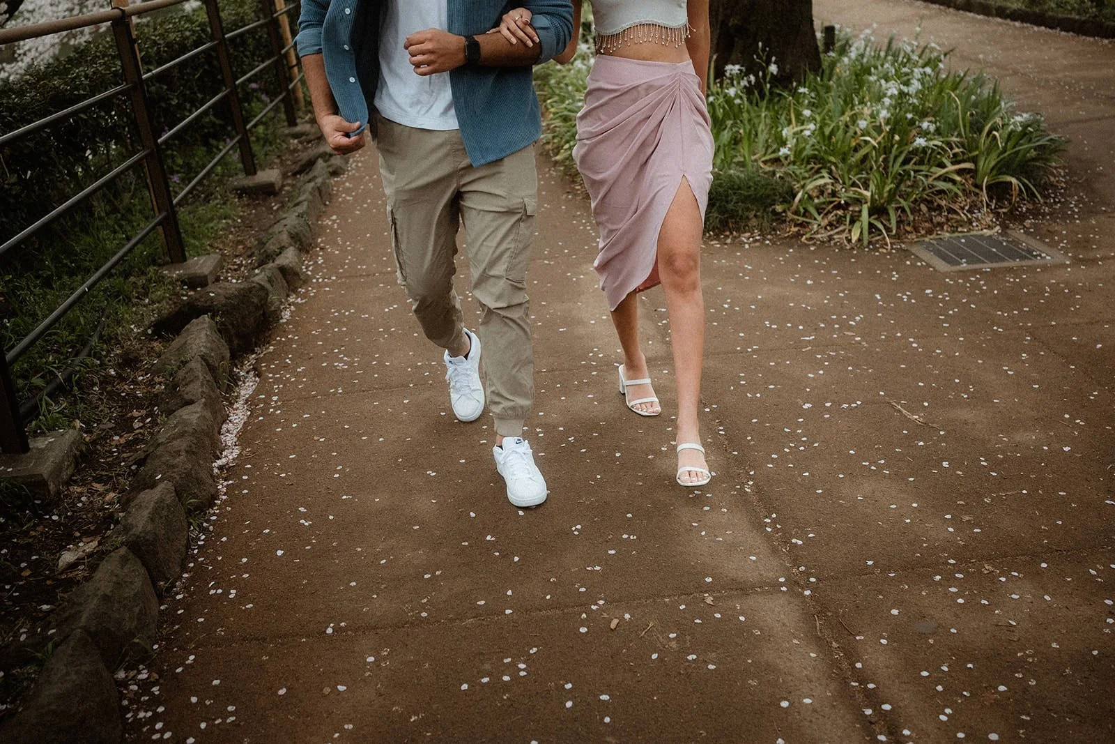 Proposal photoshoot at Chidorigafuchi — cherry blossom