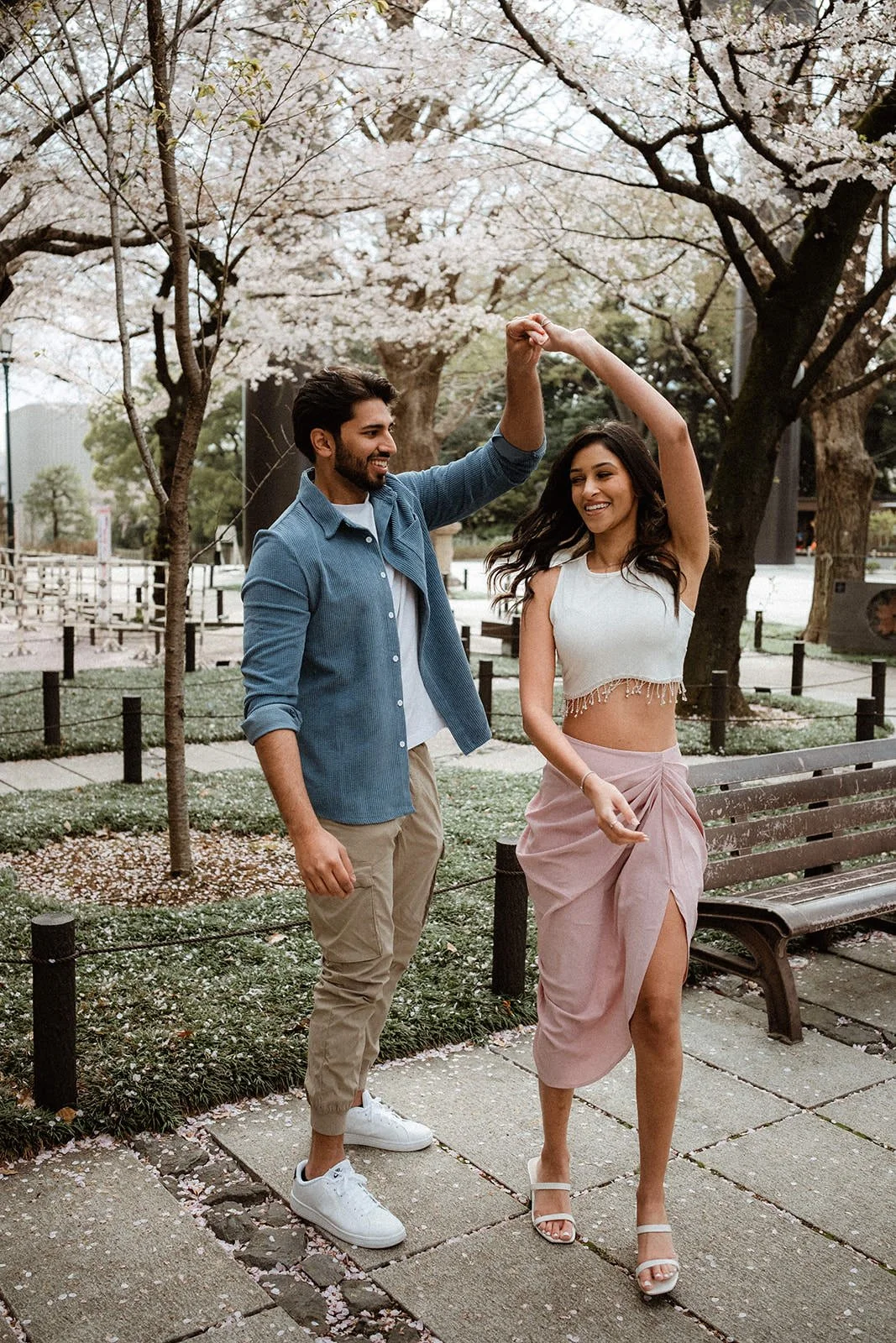 Proposal photoshoot at Chidorigafuchi — cherry blossom