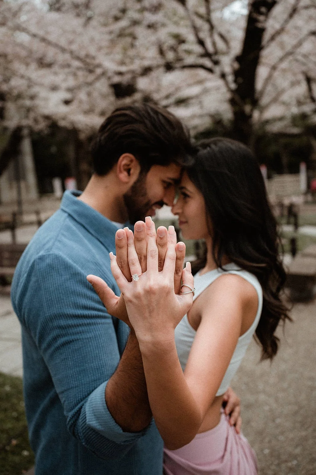 Proposal photoshoot at Chidorigafuchi — cherry blossom