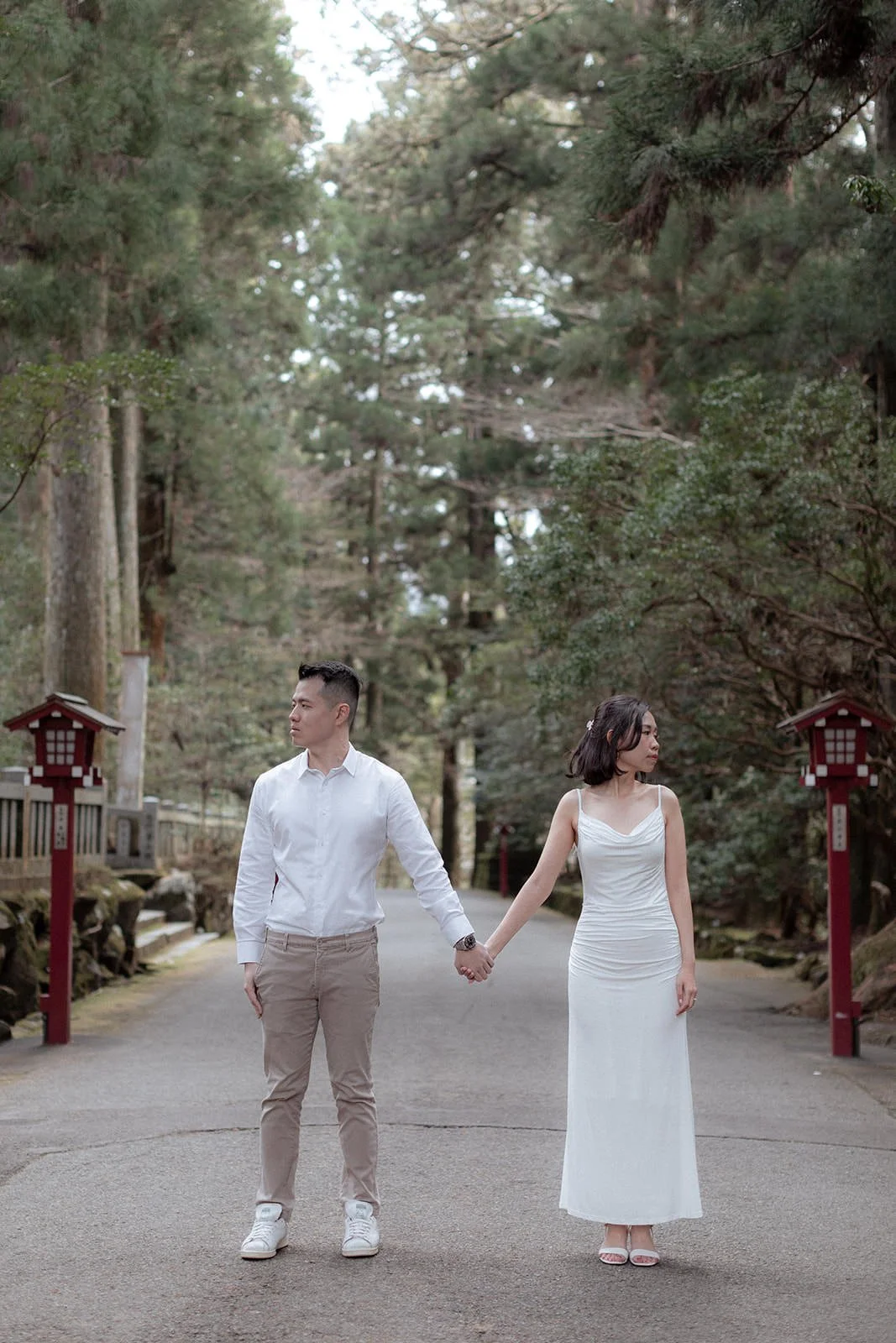 Proposal photoshoot at Hakone Shrine