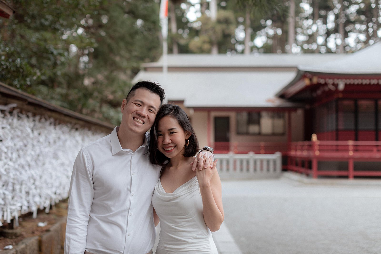 Proposal photoshoot at Hakone Shrine