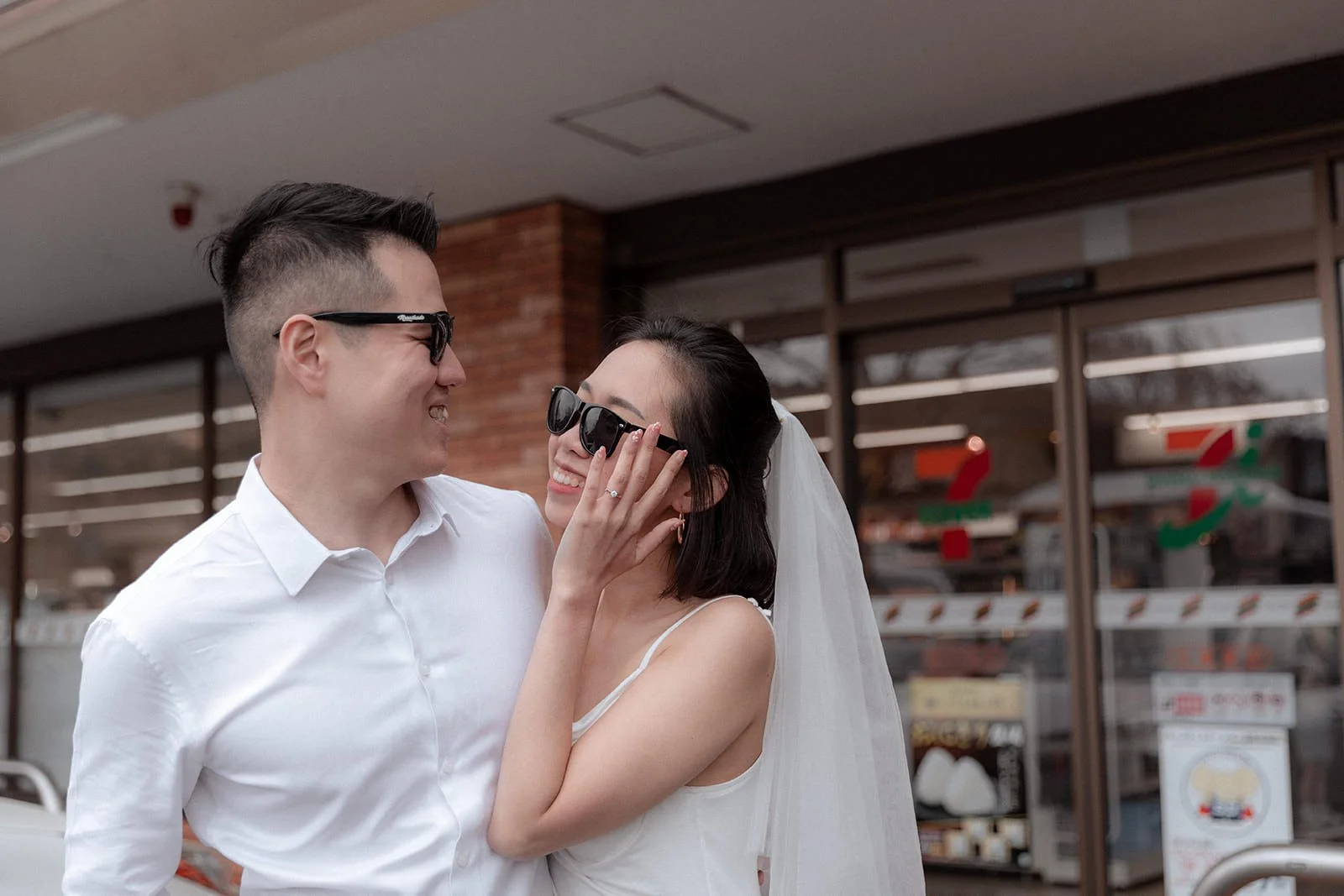 Proposal photoshoot at Hakone Shrine